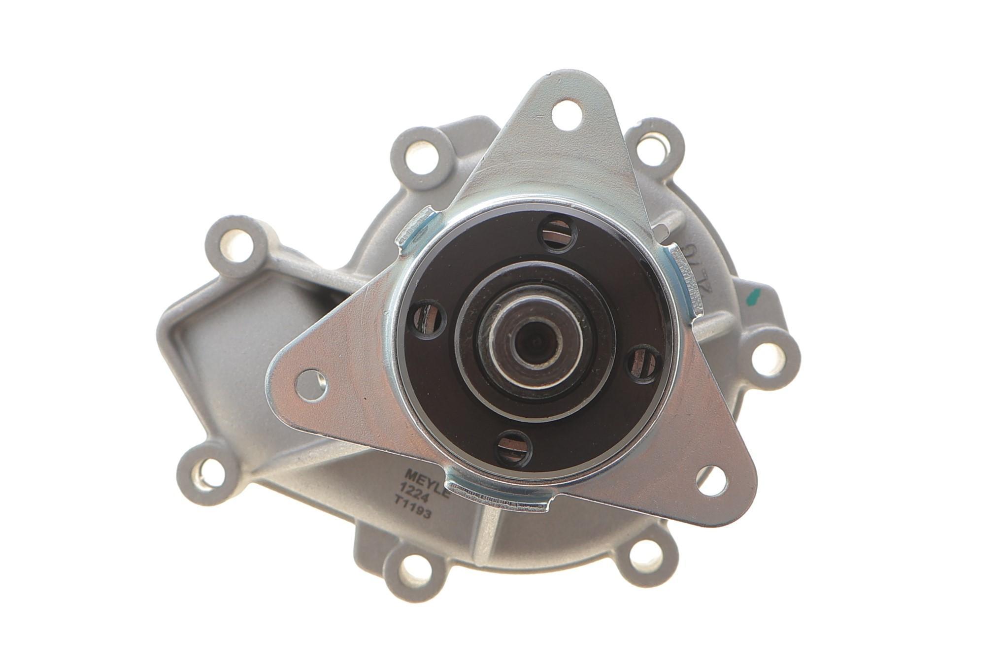 Помпа води MB 190 (W201)/E-class (W124) 2.0D