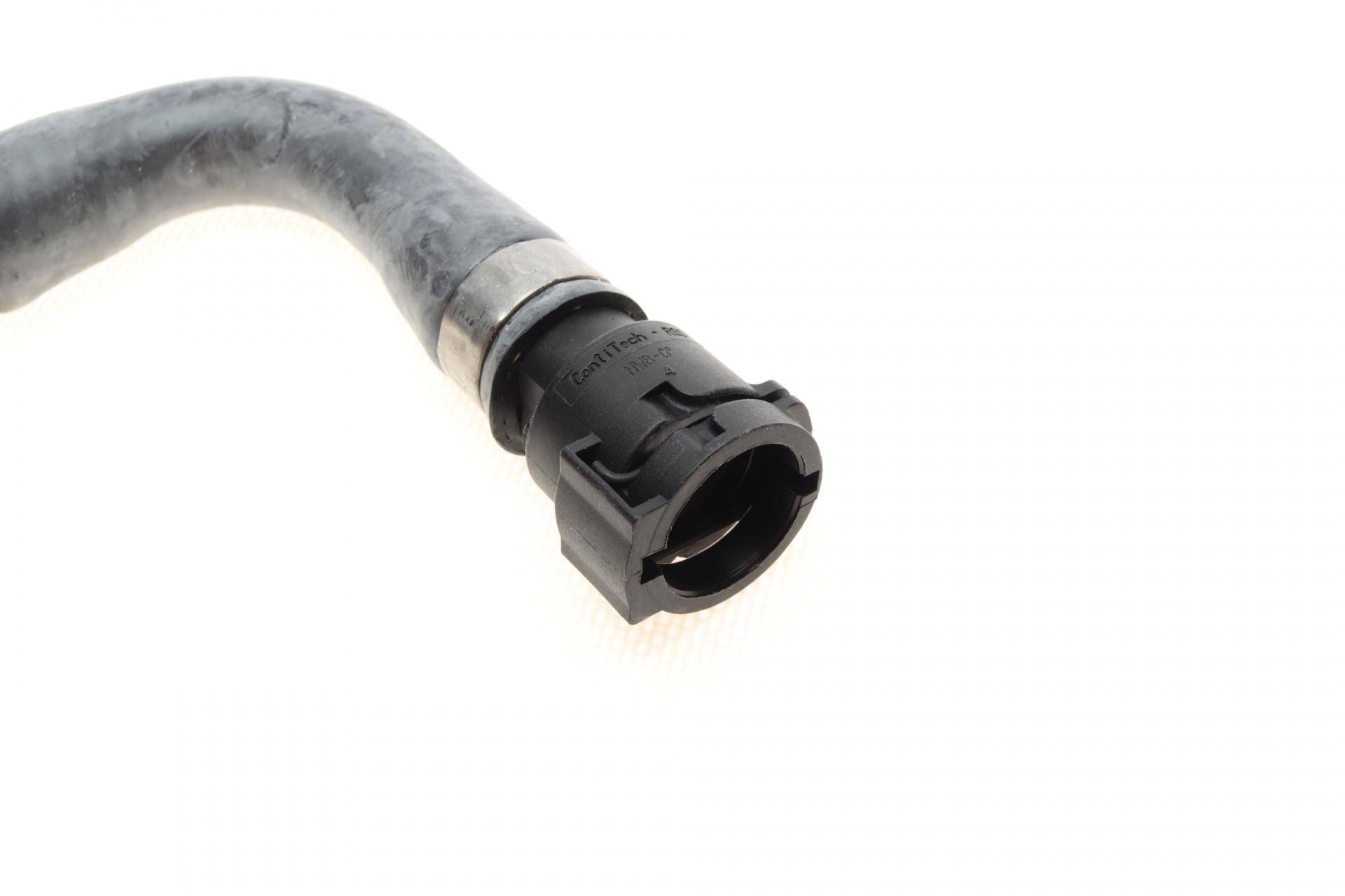 Патрубок радіатора (верхній) BMW 5 (E39)/7 (E38) 96-03