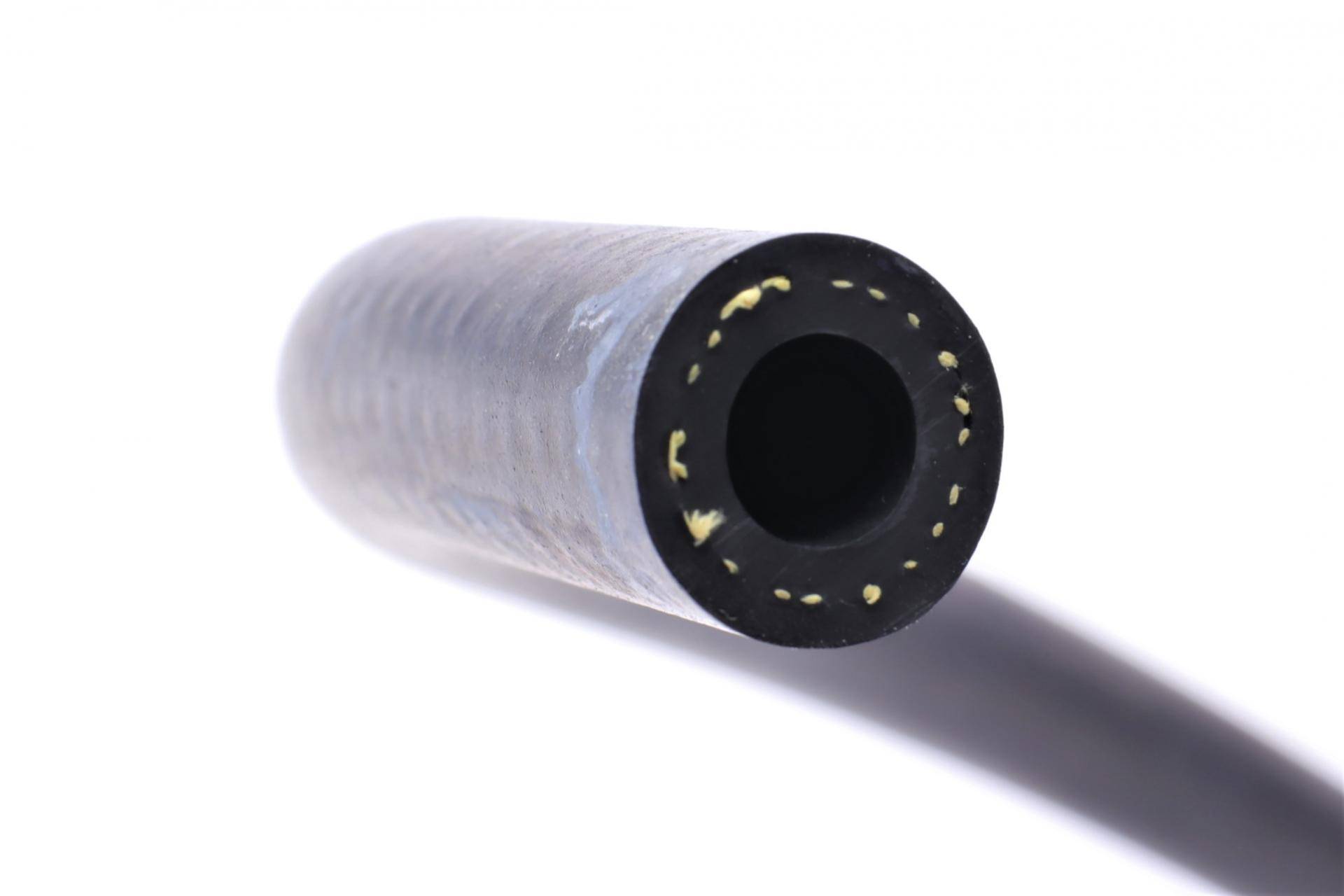 Патрубок системи охолодження Audi A6 2.0D/2.5TDI -97 (зверху) К-кт