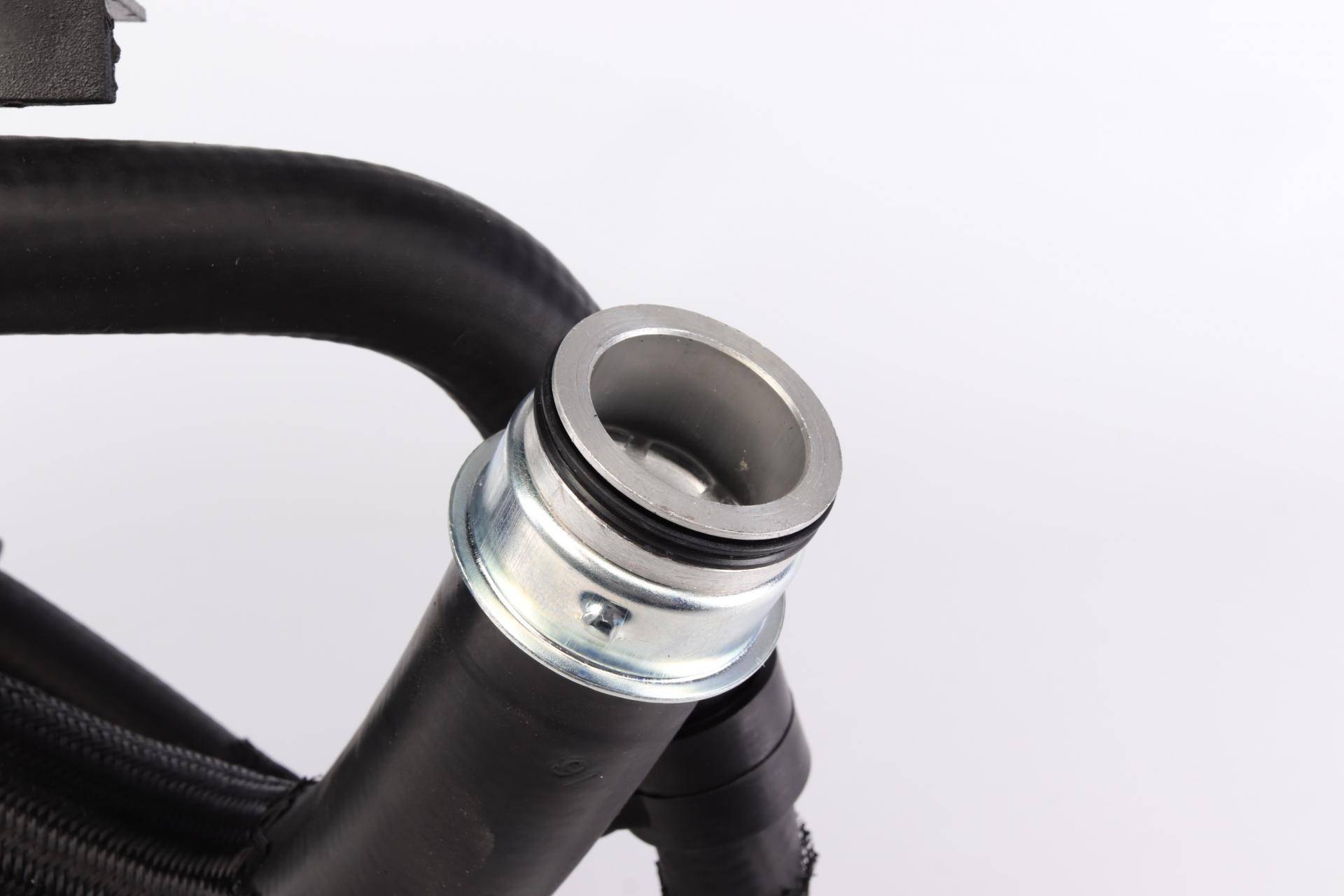 Патрубок системи охолодження Citroen Berlingo/Peugeot Partner 1.9D/2.0HDI 96-06 (к-кт в зборі)