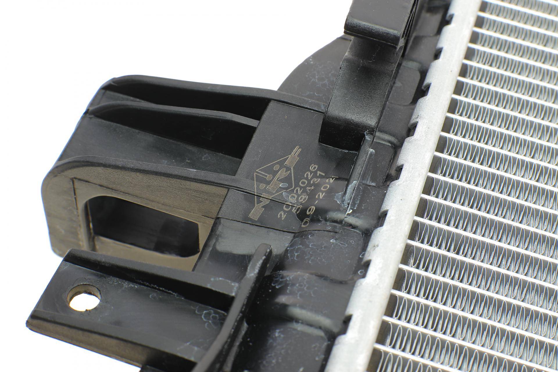 Радіатор охолодження Iveco Daily 3.0 11-