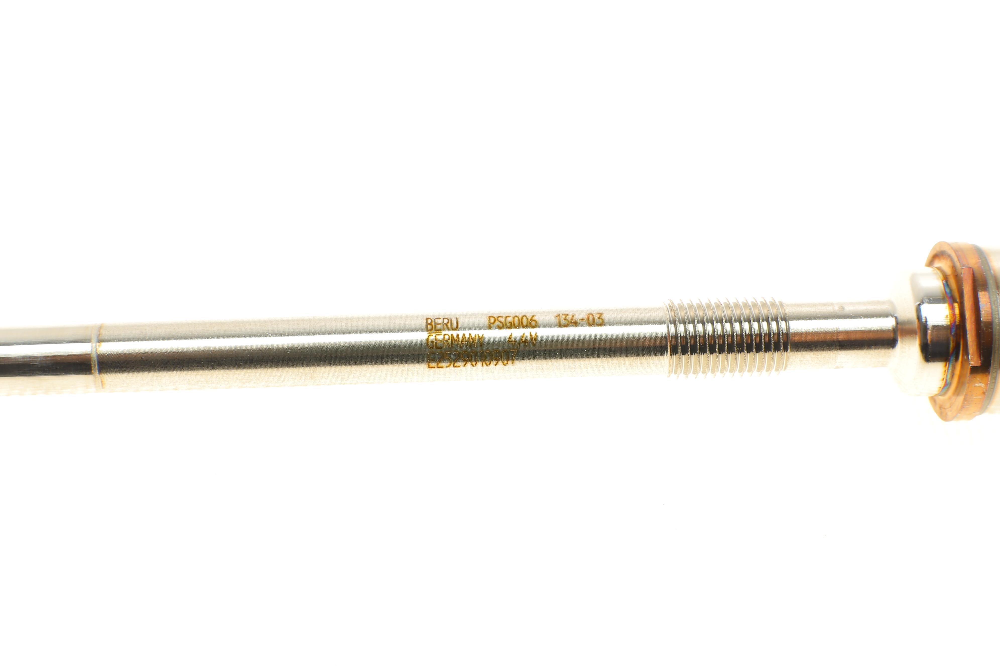 Свічка розжарювання Opel Astra J/Insignia A 2.0CDTI 08-