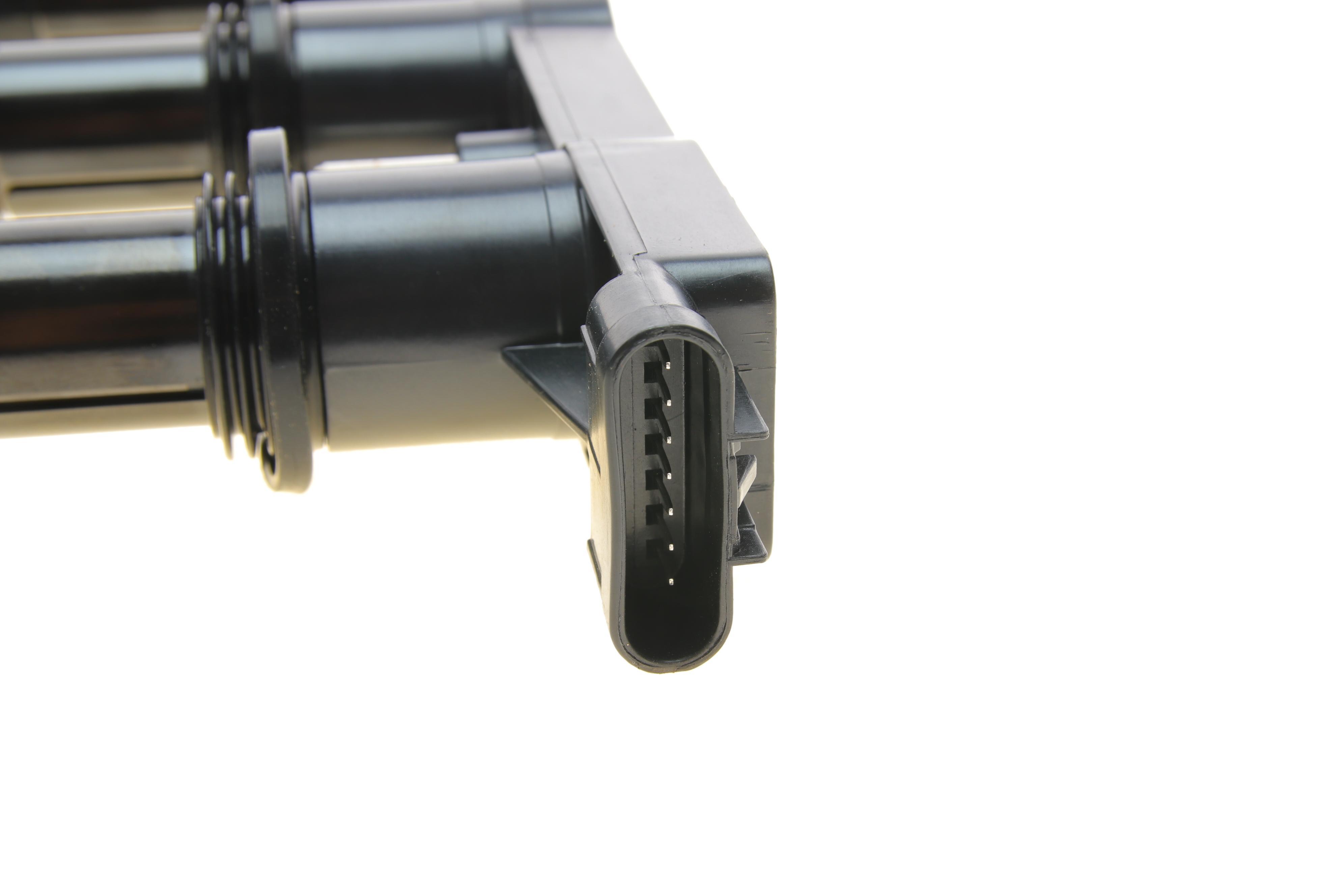 Котушка запалювання Opel Astra J 1.6 09-