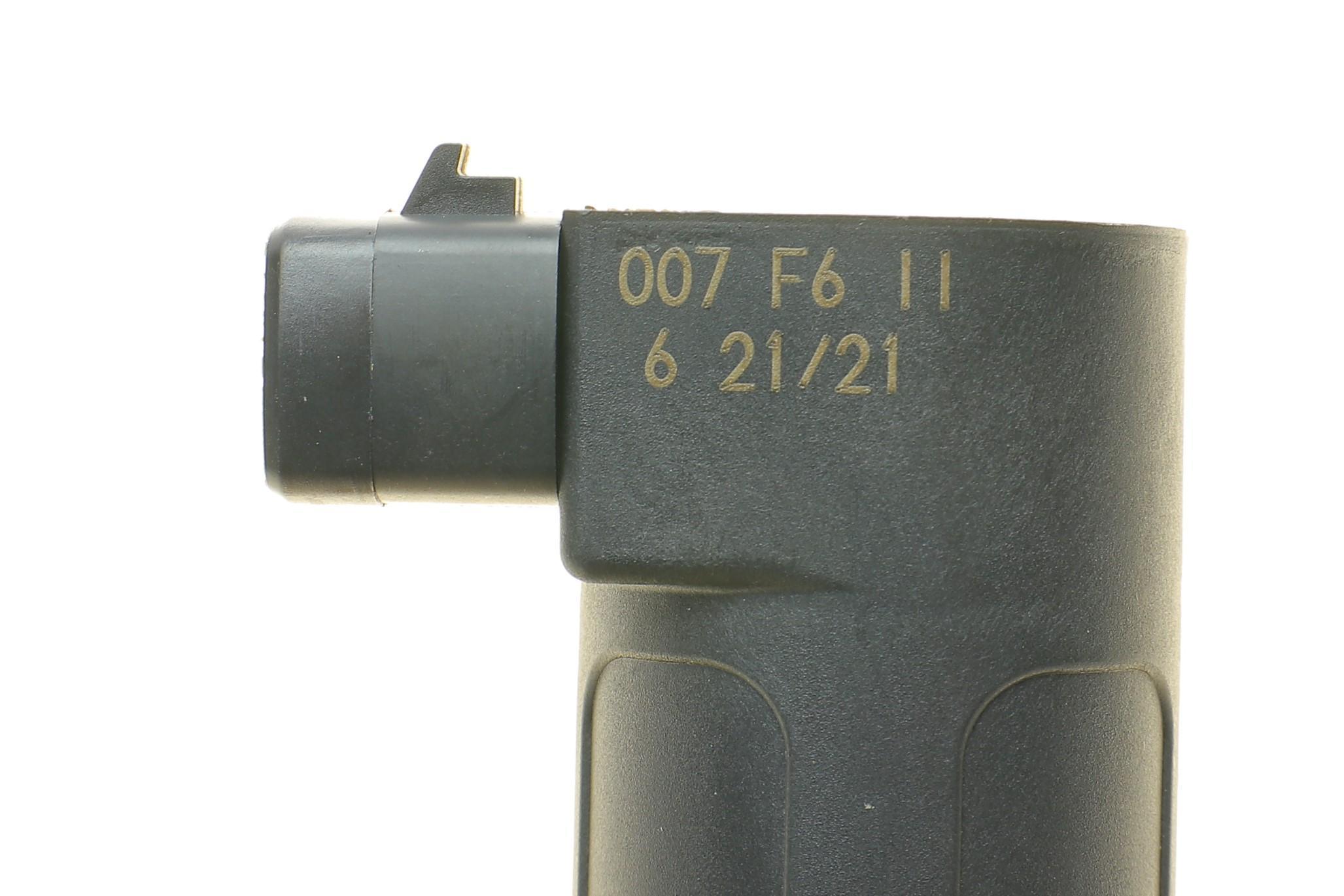 Котушка запалювання Renault Trafic 2.0/Kangoo 1.6 01-