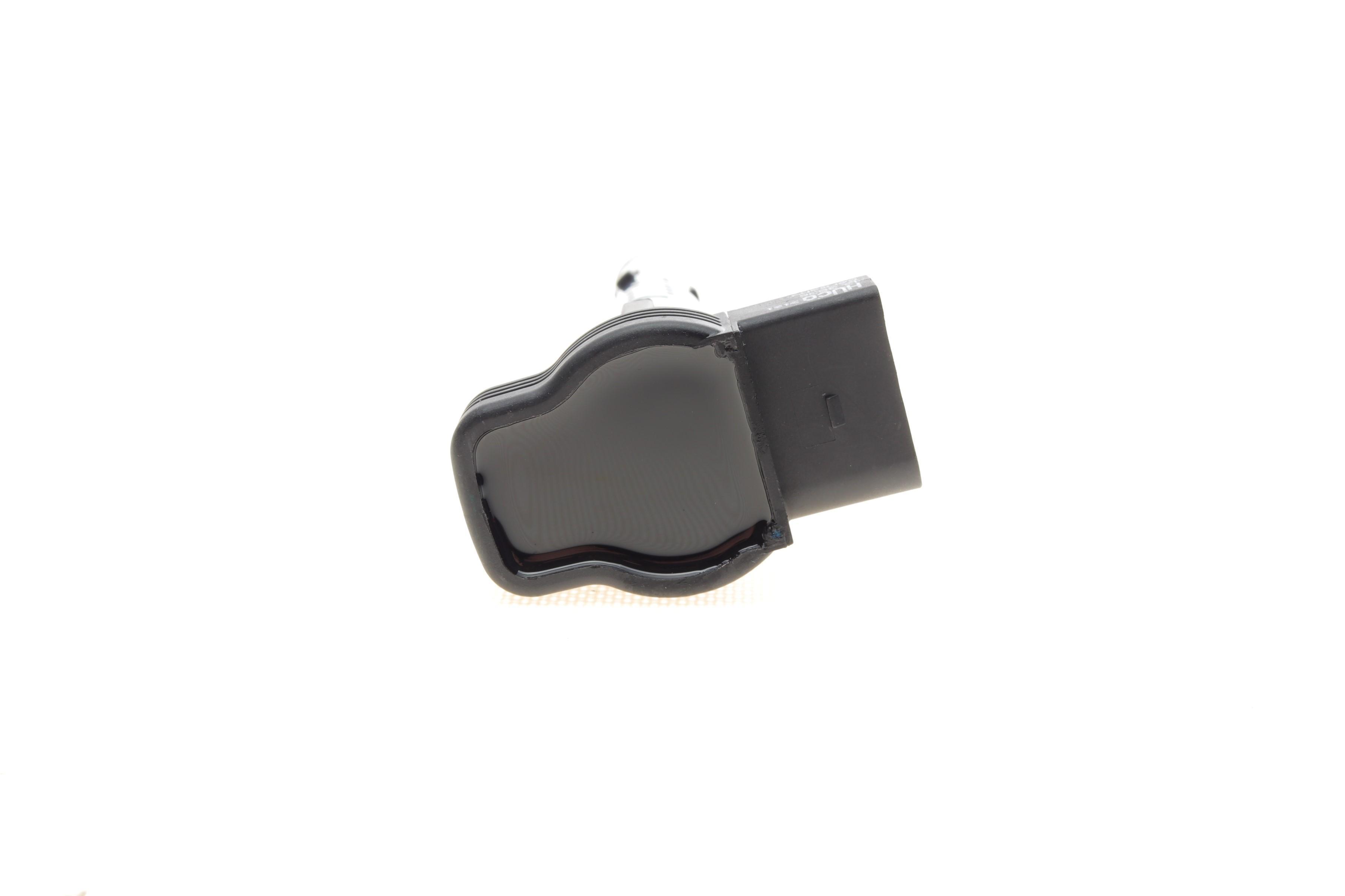 Котушка запалювання Audi A3/A4/A5/A6/Q3/Q5/Skoda Octavia II/VW Golf/Jetta/Passat/T5/T6 04- (HÜCO)