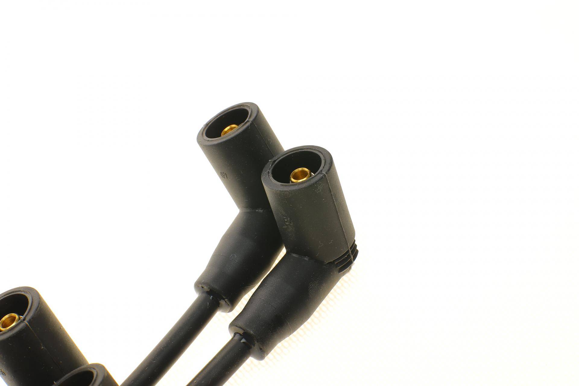 Проводи запалювання VW Passat 2.0i 00-05 (к-кт)