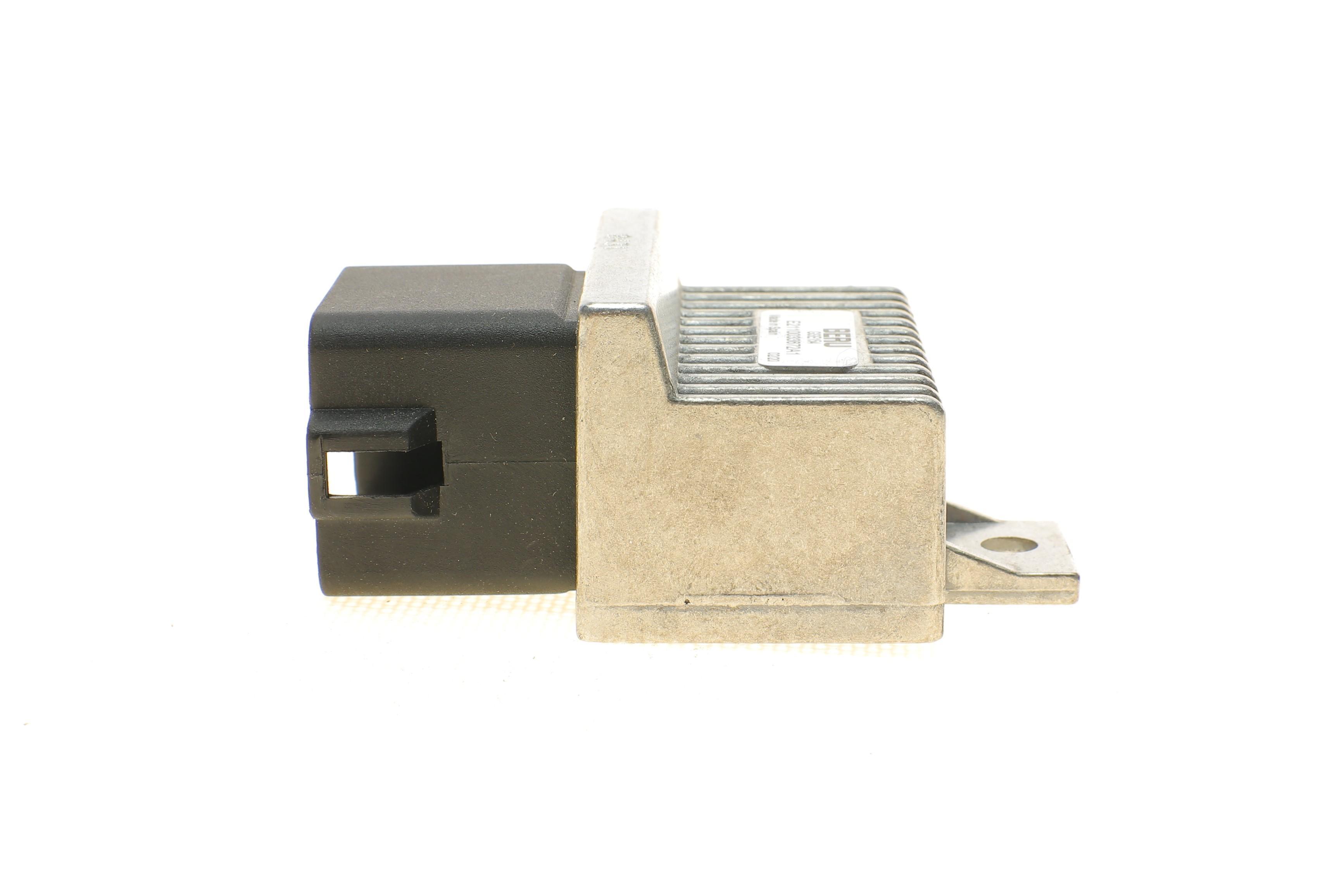 Реле свічок розжарювання Renault 1.5/1.9/2.2/2.5dci 97-