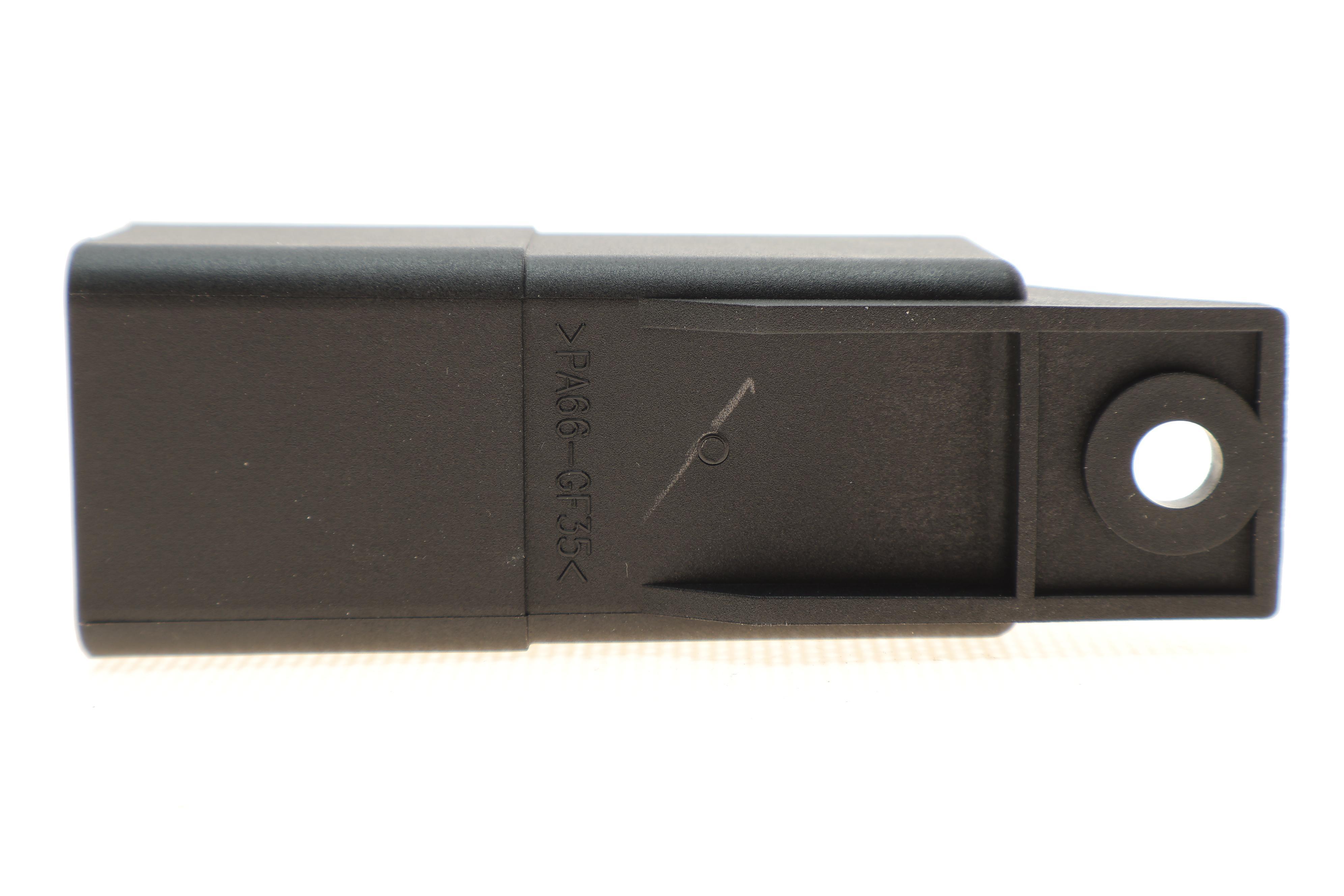 Реле свічок розжарювання VW Crafter 2.5TDI 06-13