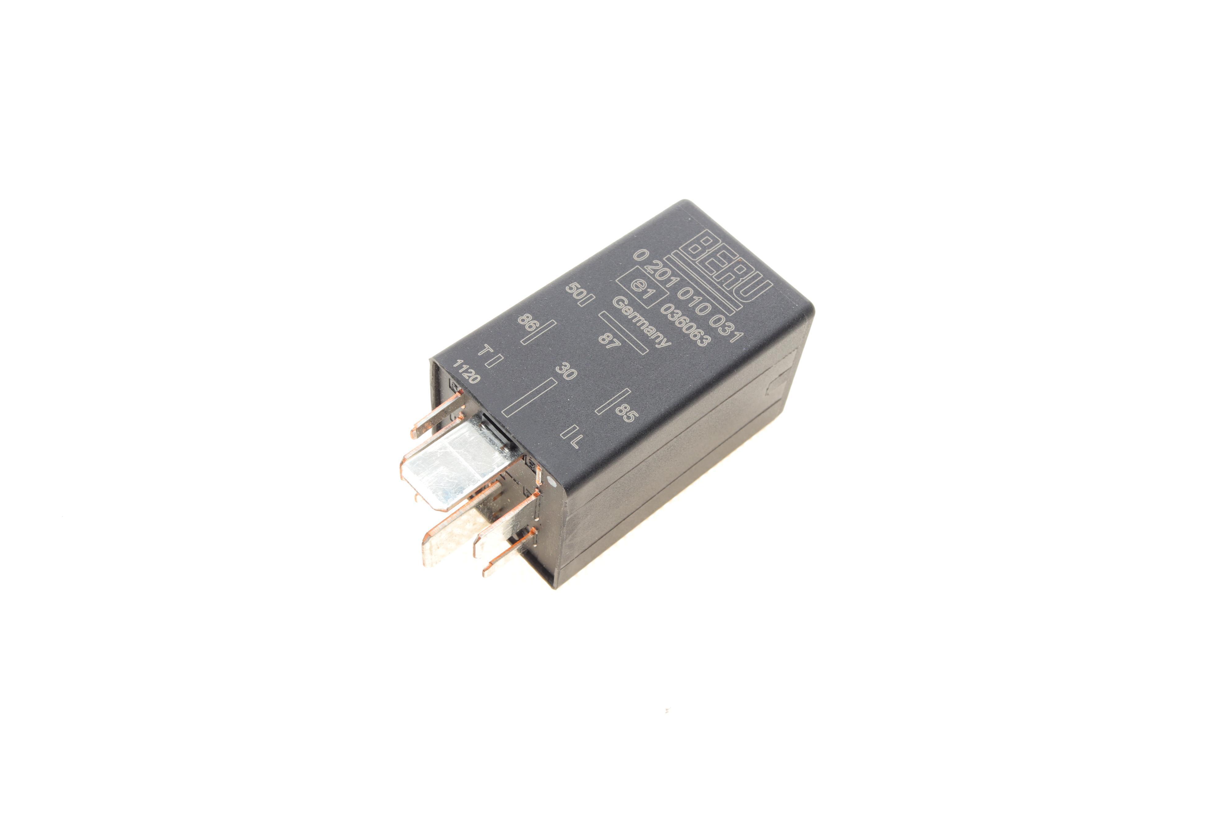 Реле свічок розжарювання VW Caddy 1.6D/VW LT (28-35) 2.4D/TD/VW T4 1.9D 78-03