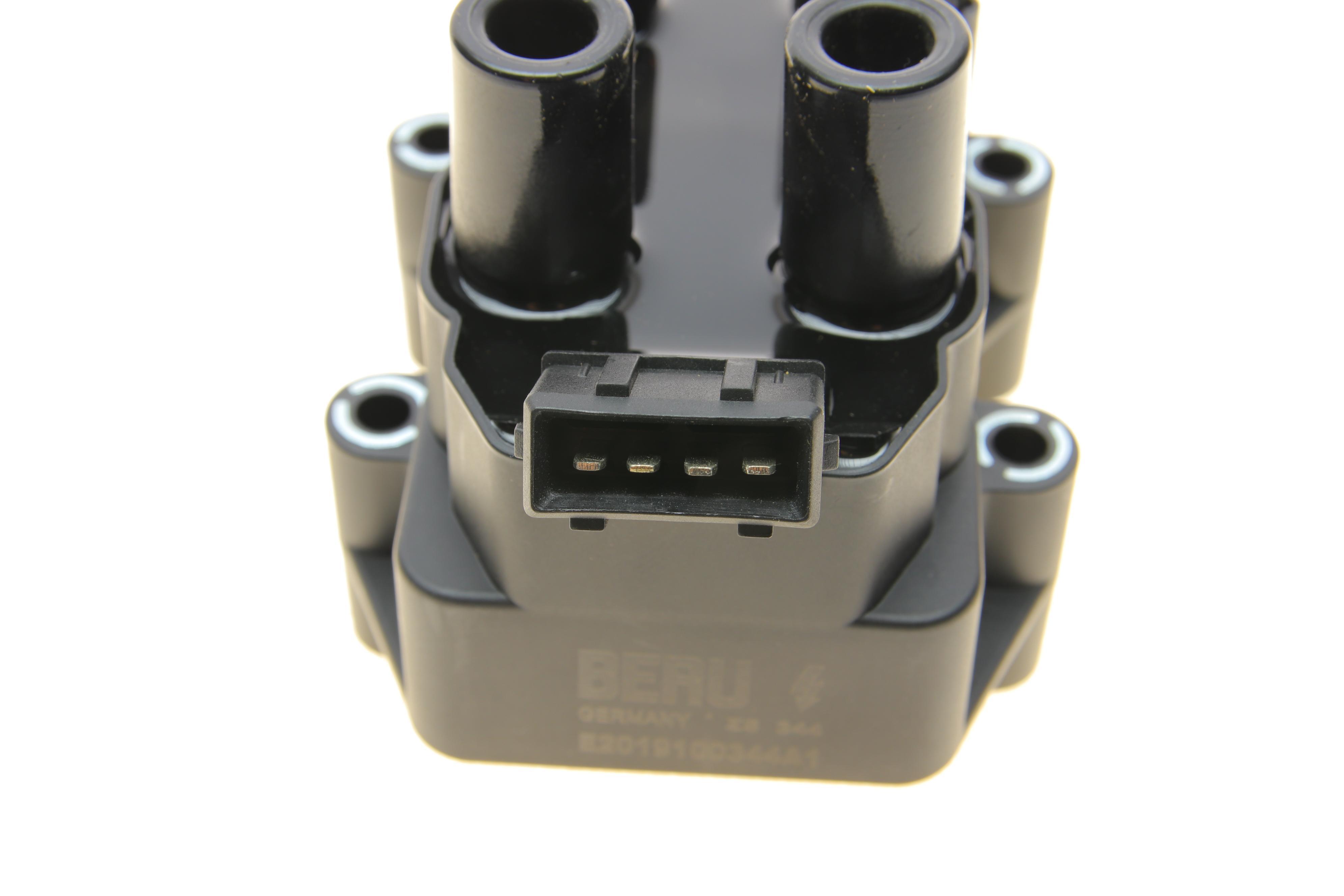 Котушка запалювання Opel Astra G/Vectra B 1.8-2.0 -05