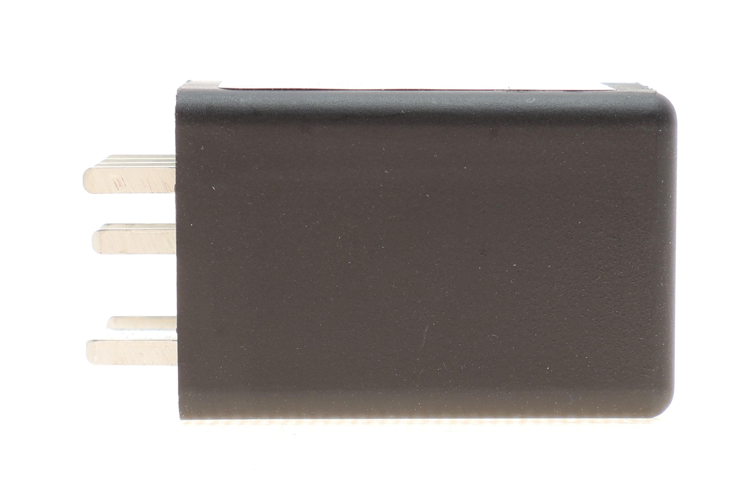 Реле свічок розжарювання VW T5 1.9TDI/2.0TDI 03-15