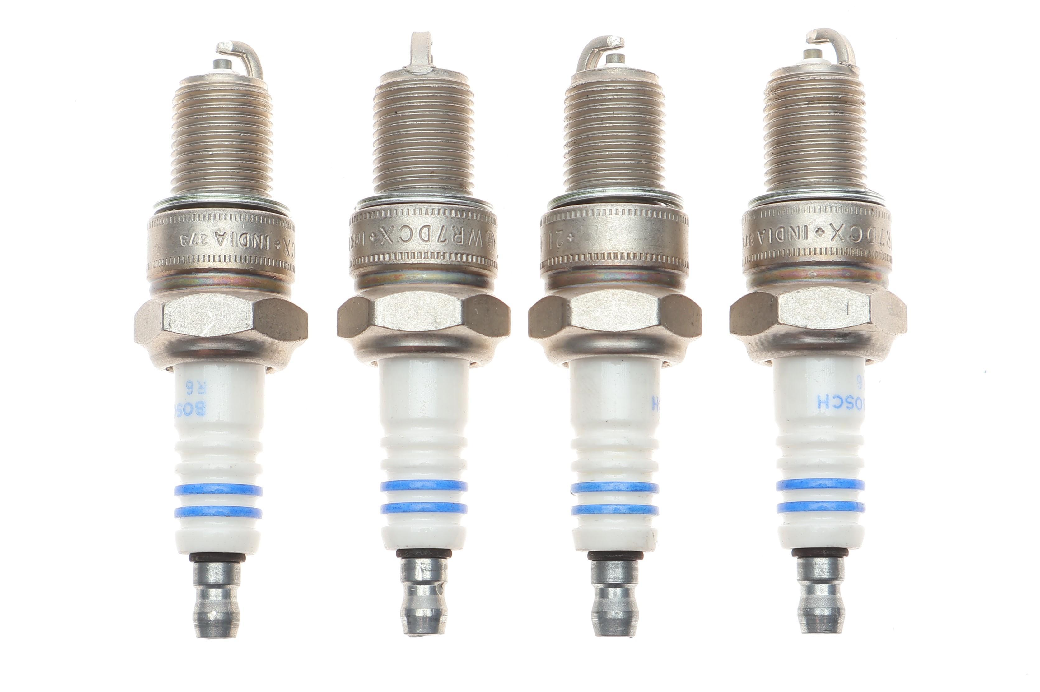 Свічка запалювання Ford Focus/VolvoV50/S40 2.0i 04-12 (к-кт 4шт)