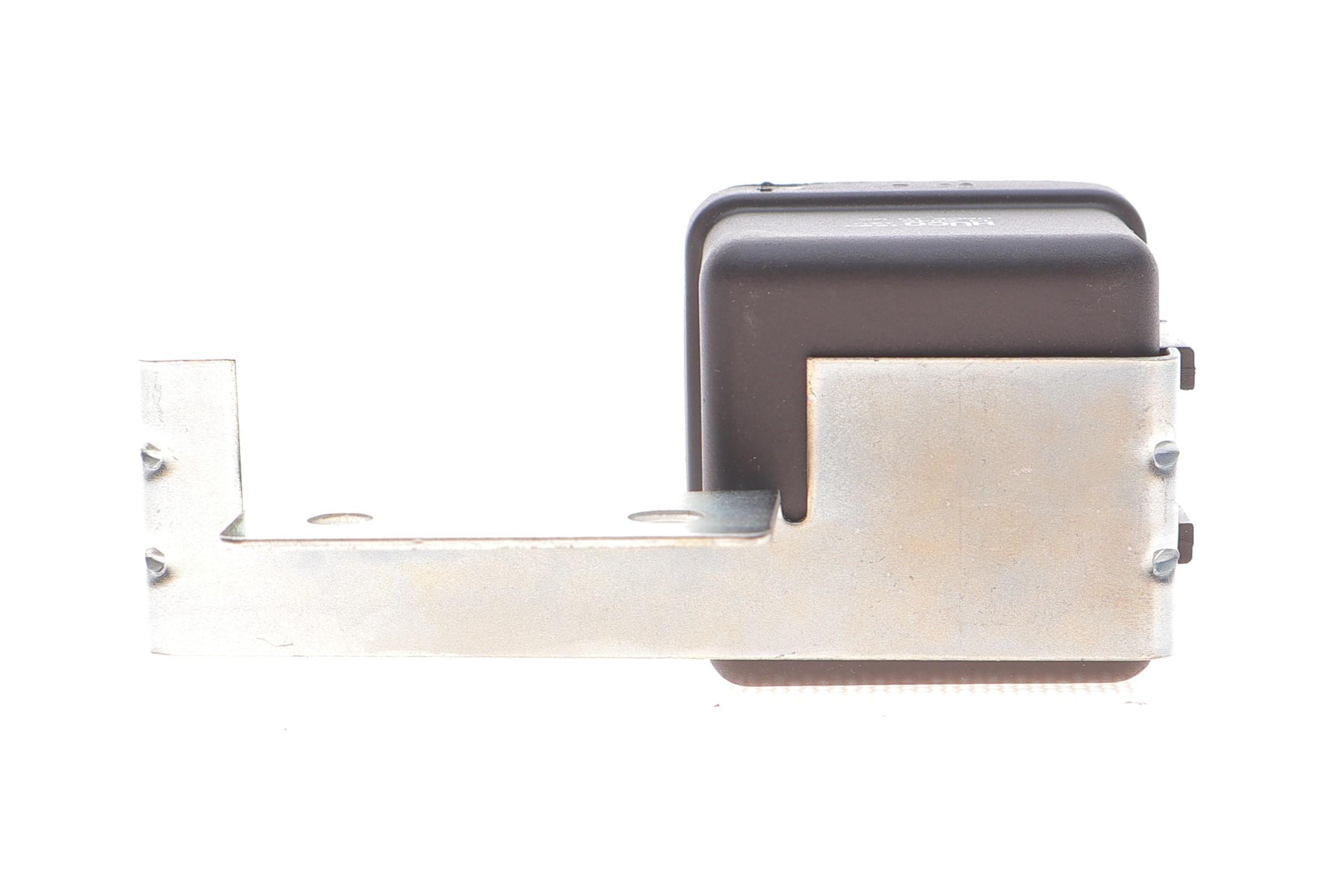 Реле свічок розжарювання Nissan Terrano 93-07 (HÜCO)