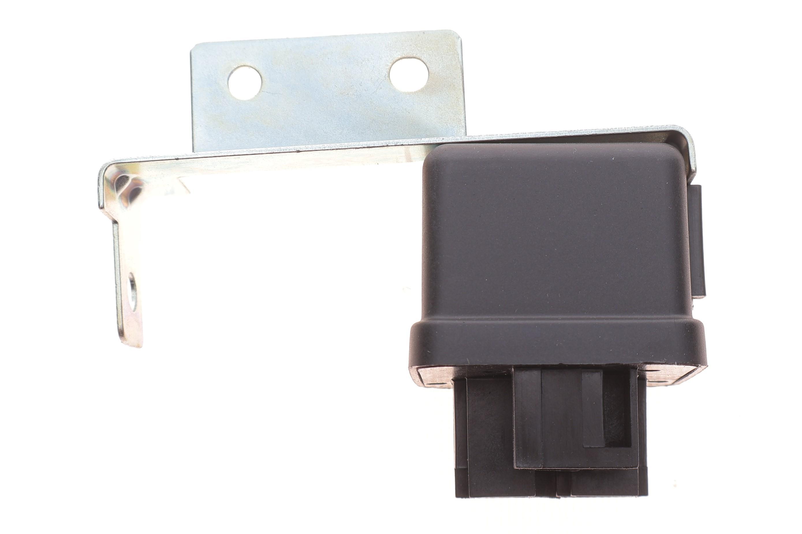 Реле свічок розжарювання Nissan Terrano 93-07 (HÜCO)