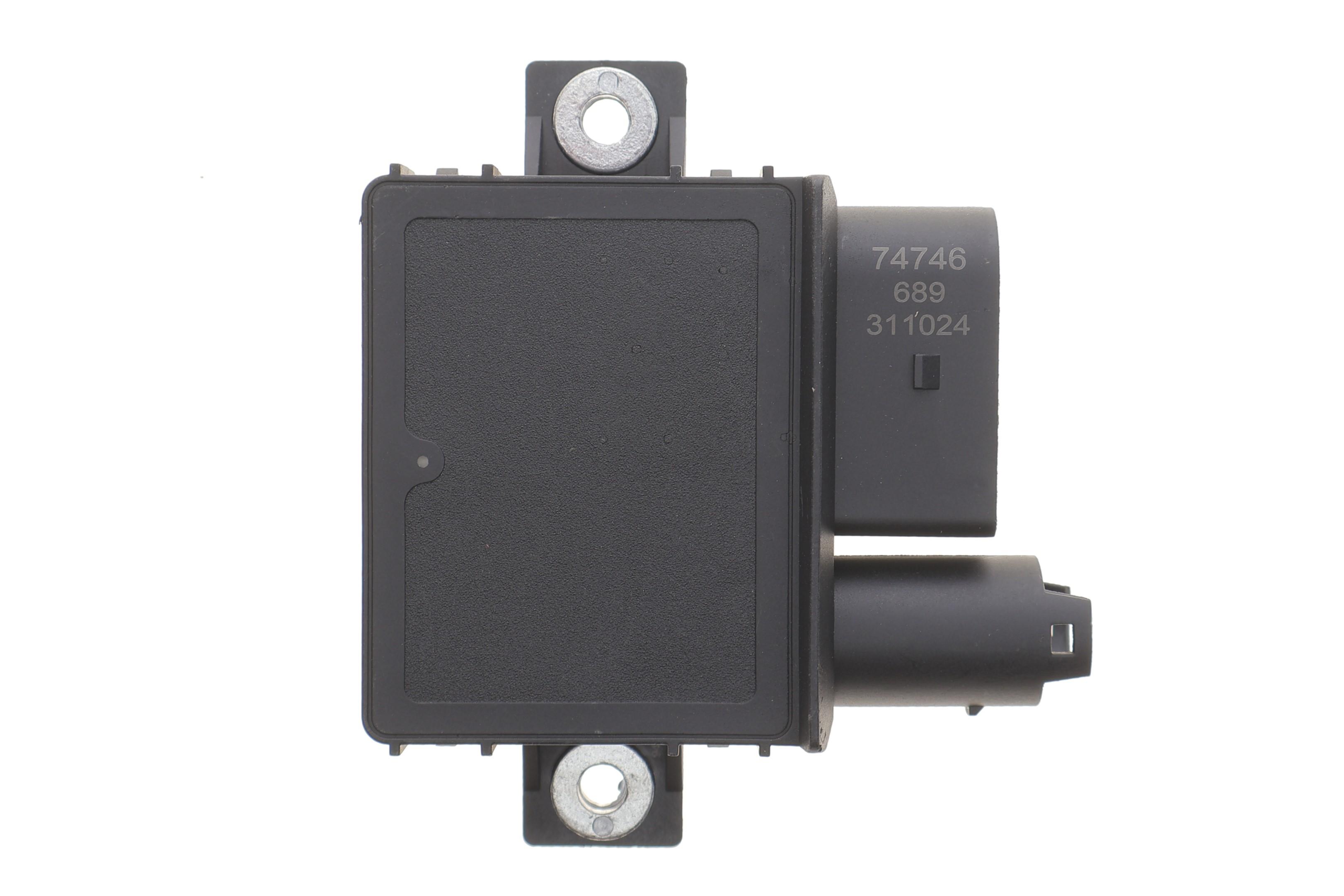 Реле свечей накала MB E-class (W211)/C-class (W204) 2.2CDI 03-09 (OM646)