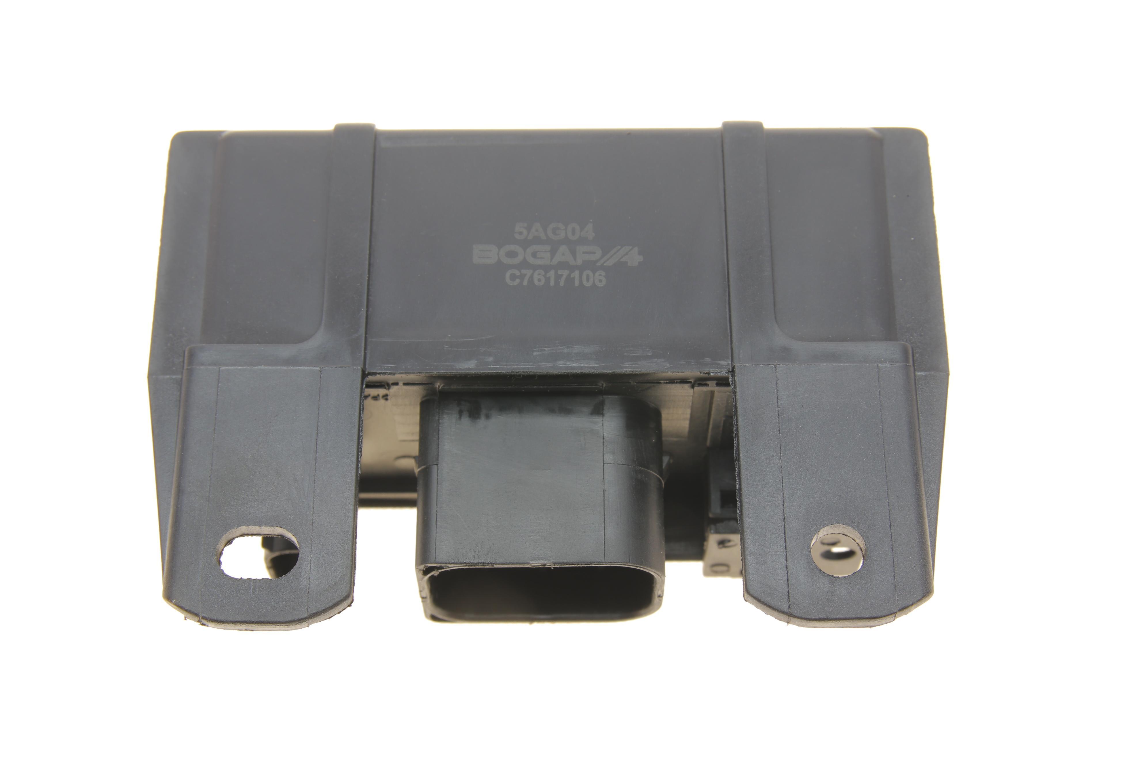 Реле свічок розжарювання MB Sprinter 2.7CDI OM612