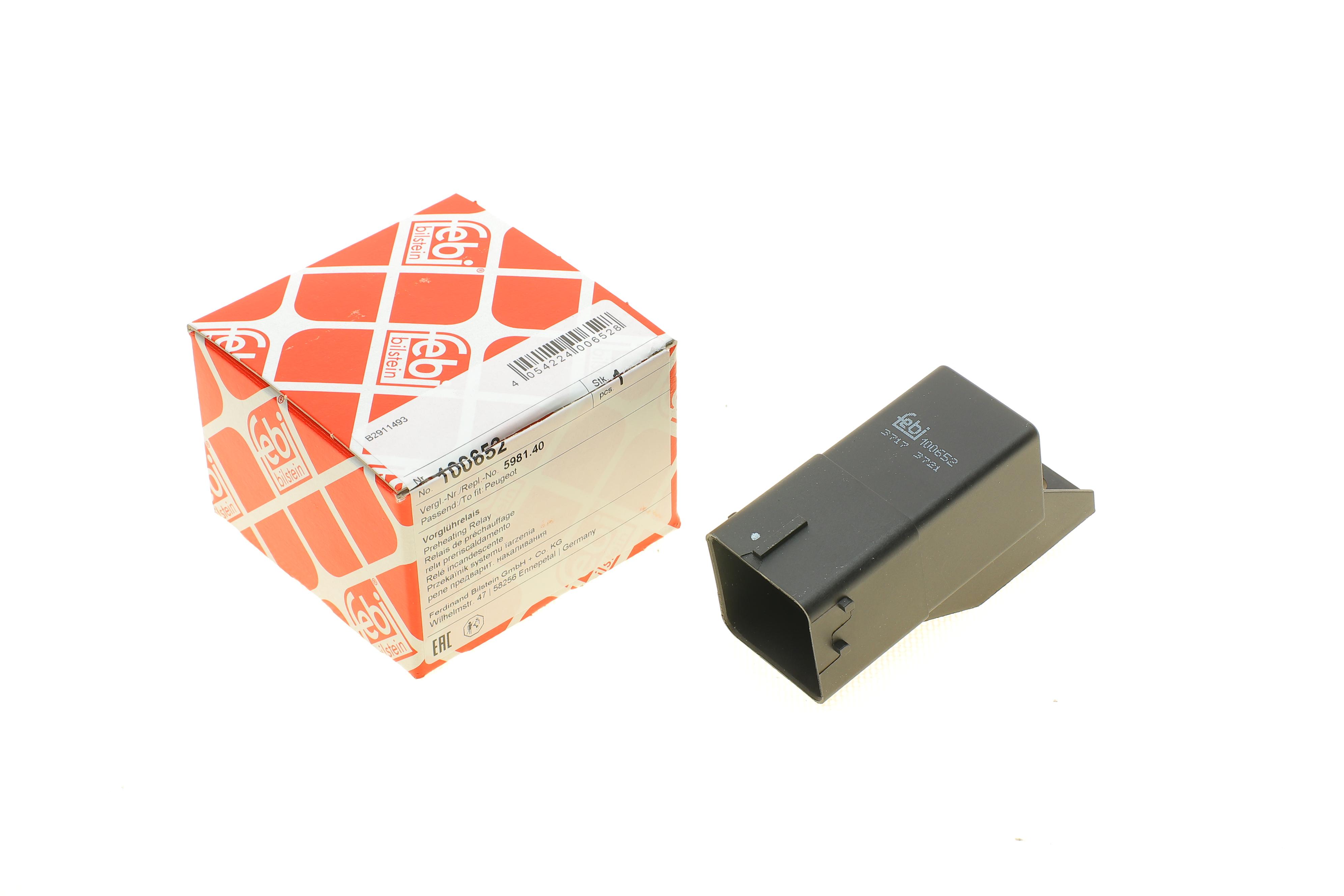 Реле свічок розжарювання Renault Master II 2.5DCI 98-/Trafic II 2.0/2.5DCI 01-