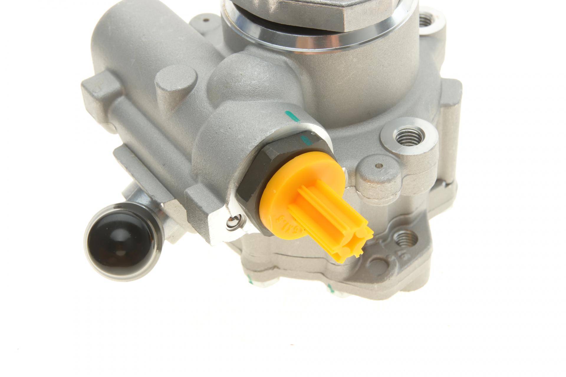 Насос ГПК VW LT/T4/Crafter 2.5TDI/ T5 1.9TI (-AC) штуцер вперед на шків