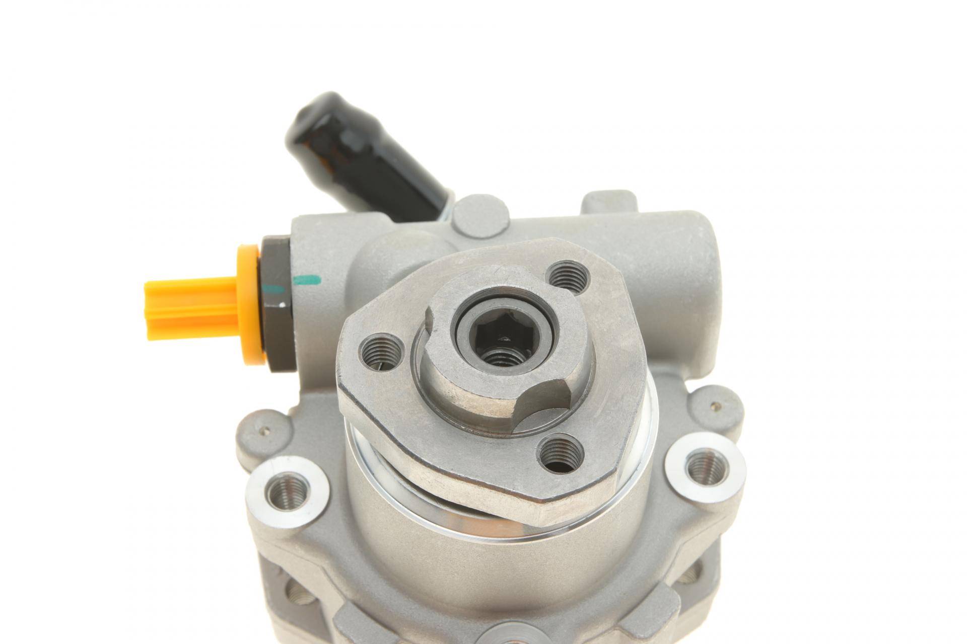 Насос ГПК VW LT/T4/Crafter 2.5TDI/ T5 1.9TI (-AC) штуцер вперед на шків