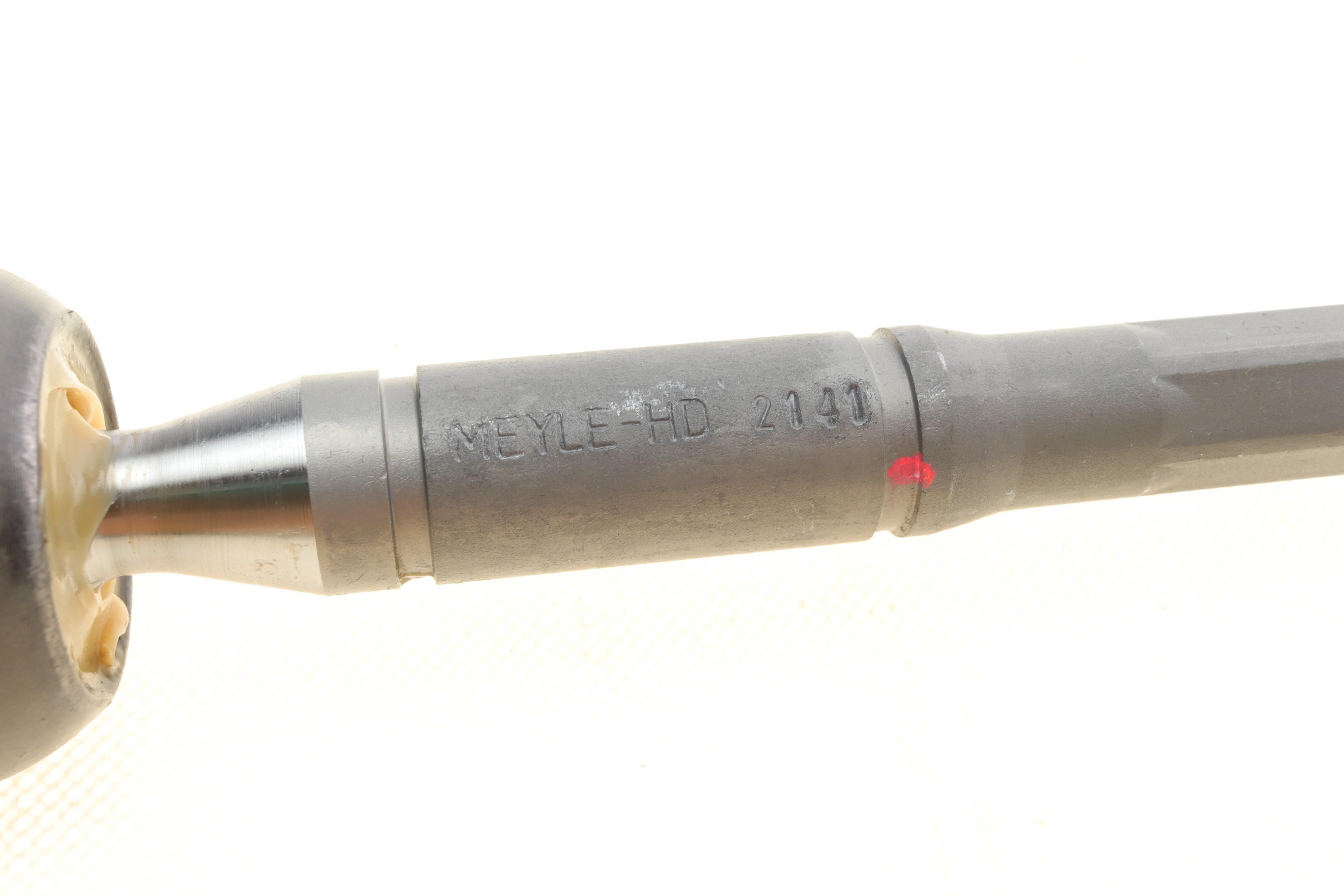 Тяга рульова Toyota Hilux VII 2.4-D/2.5D/3.0D 98-15