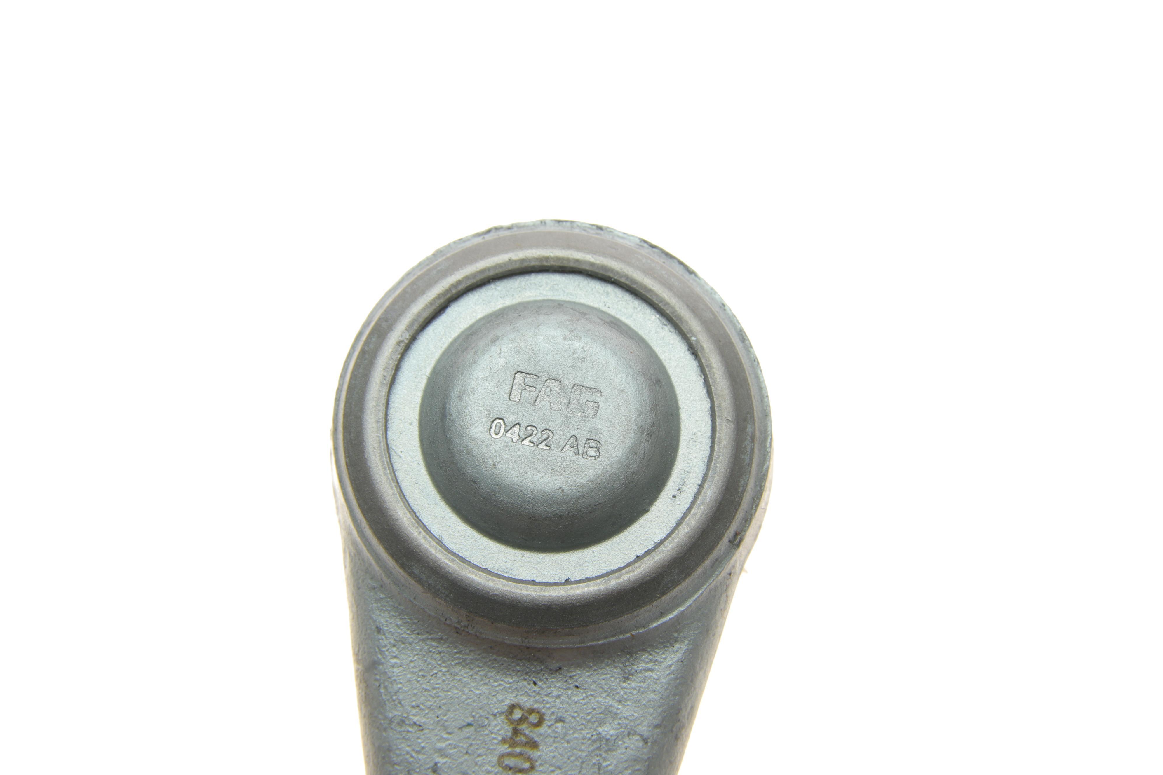 Наконечник тяги рульової Land Rover Discovery 04-18