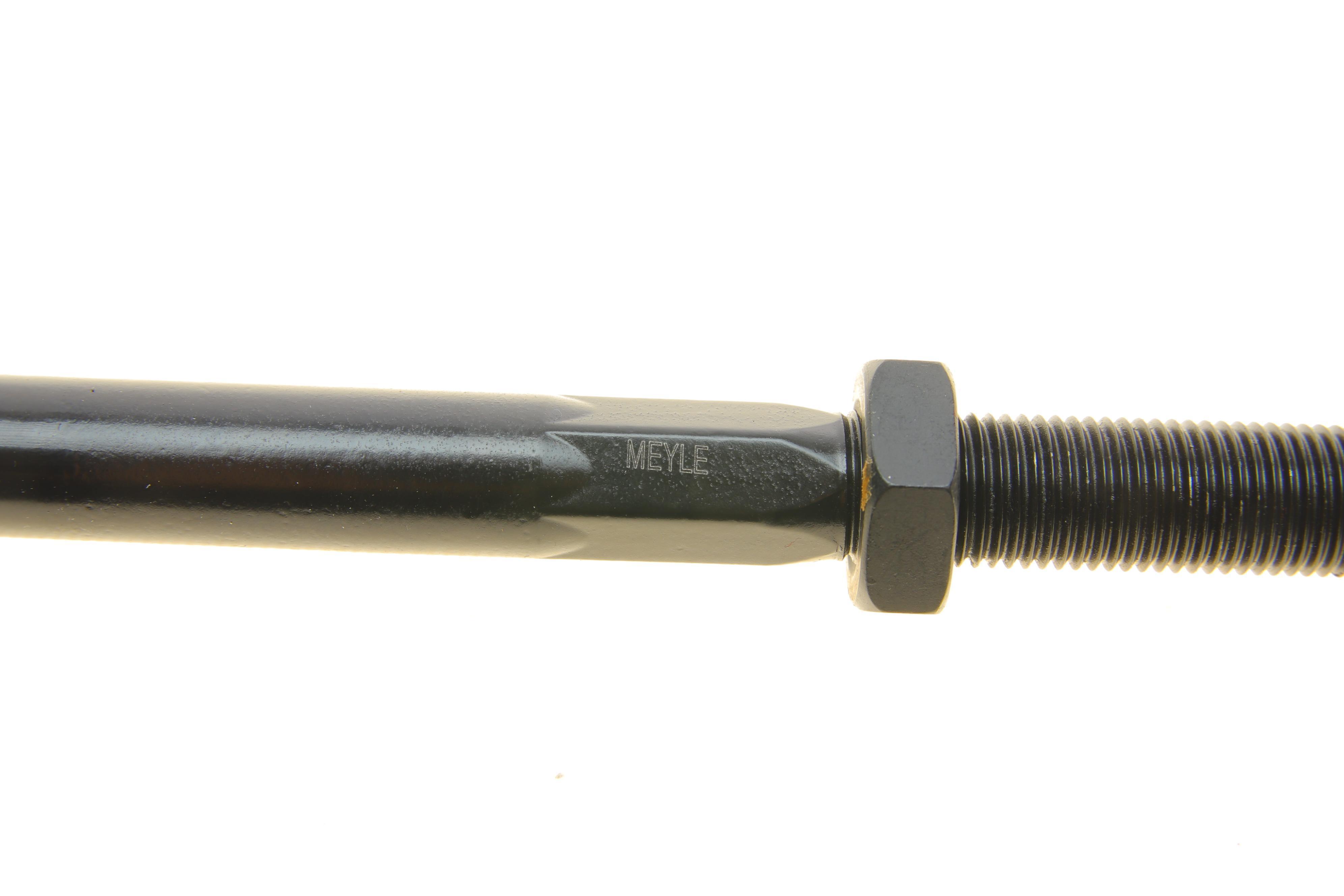 Тяга рульова Toyota Avensis 97-03