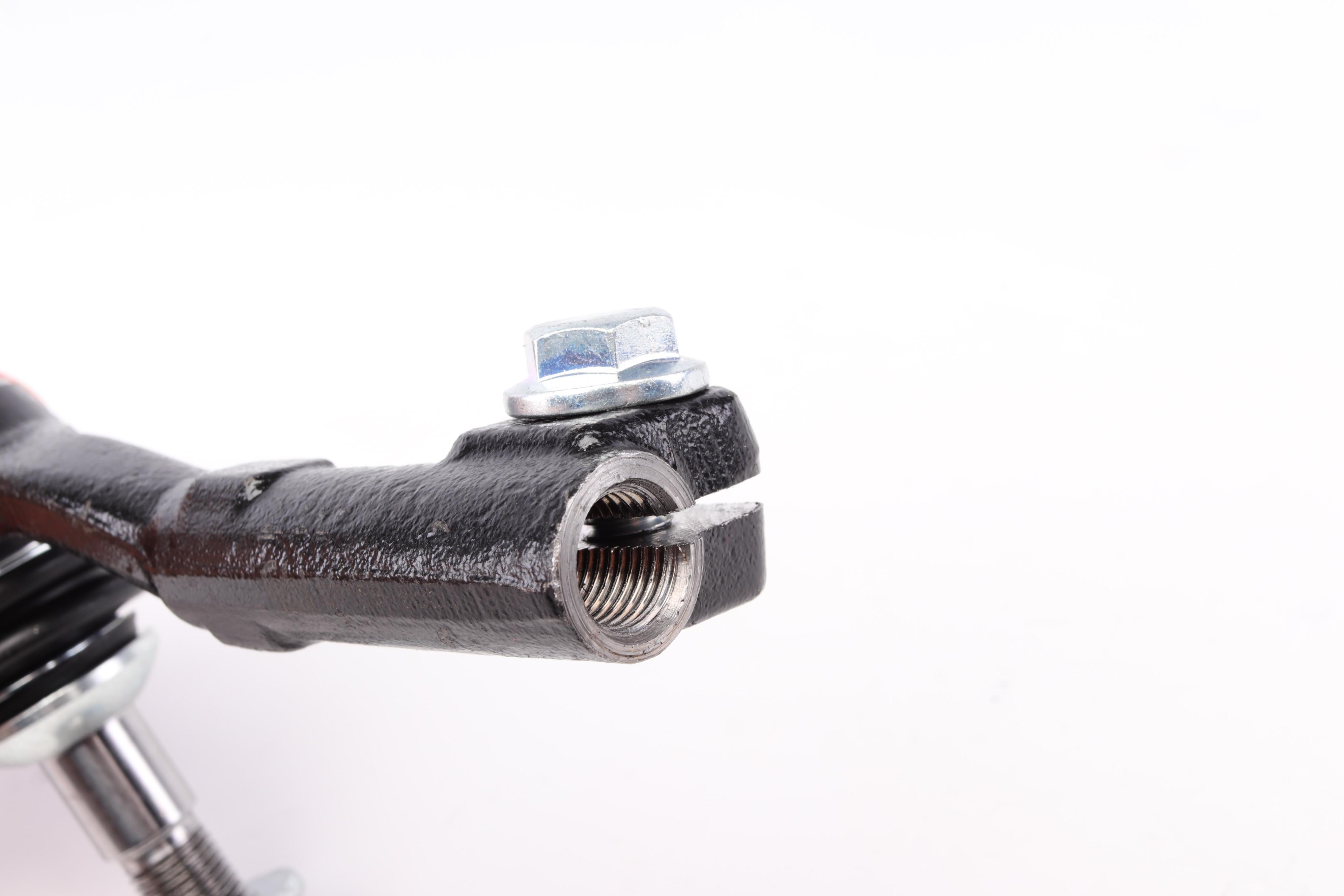 Наконечник тяги рульової (L) BMW 1 (E81/E87)/ 3 (E90-E93) 03-