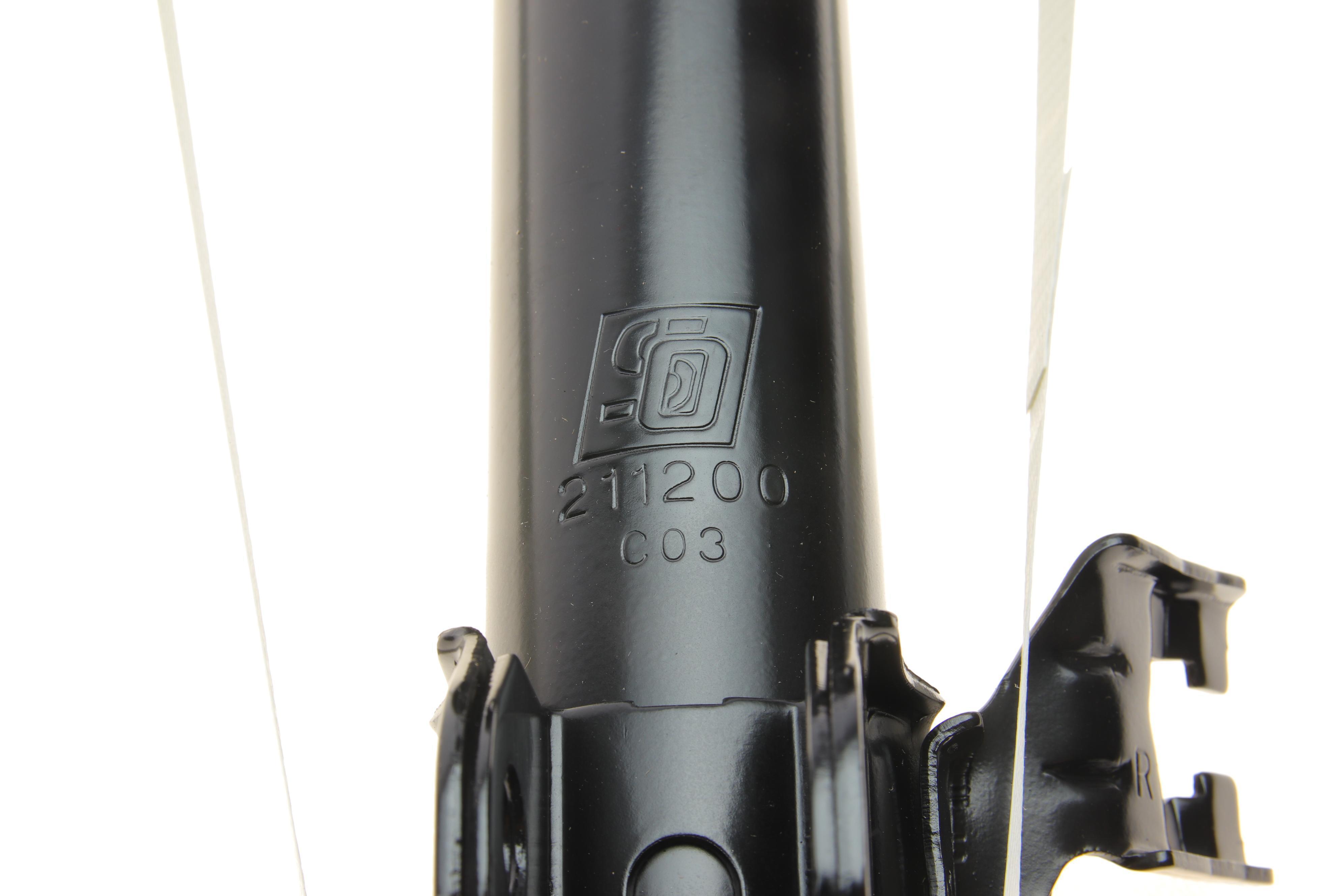 Амортизатор (передній) Nissan X-Trail 01-13 (R)