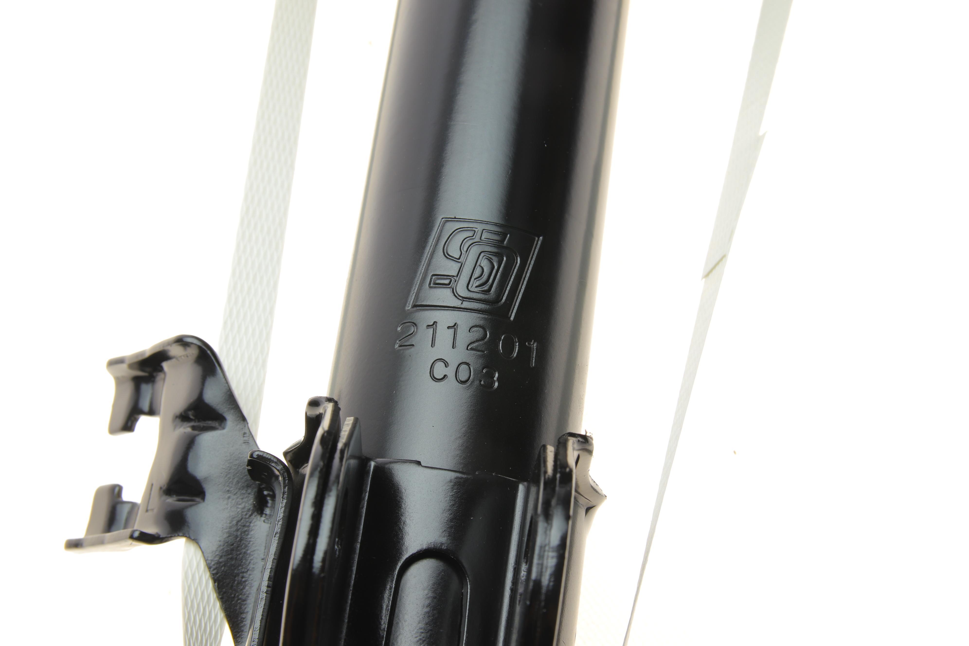 Амортизатор (передній) Nissan X-Trail 01-13 (L)