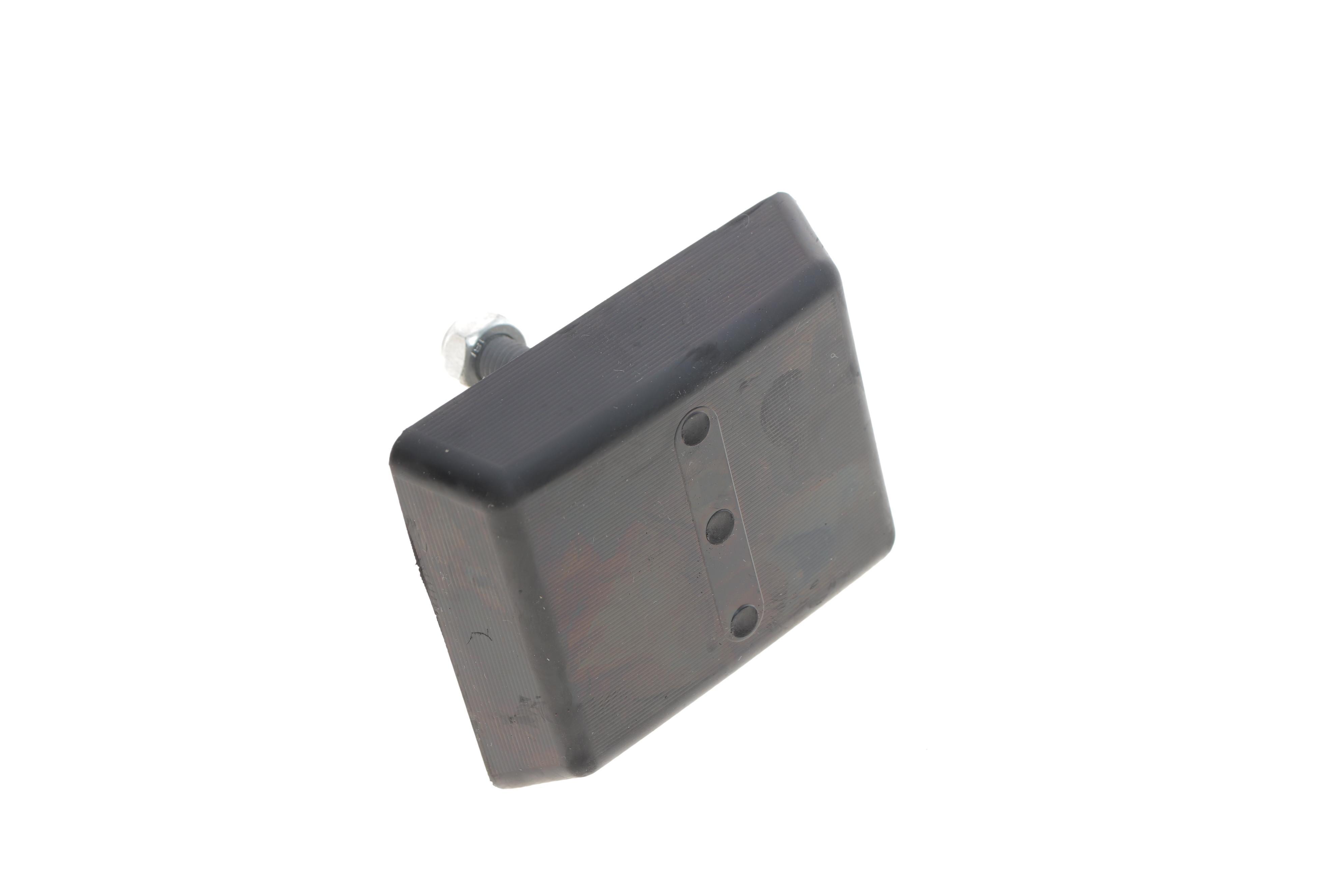 Подушка міжресорна Renault Mascott 01- (з болтами (болт h=27mm) (міжосьова відстань 26mm)