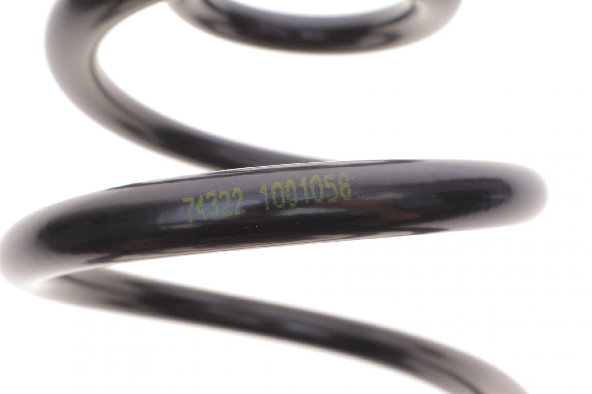 Пружина (задня) BMW 3 (E46) 330xd/316i/318d/i/320d/i/325i/328i/330d/i 99-07 (седан/унив) (з пост.д)