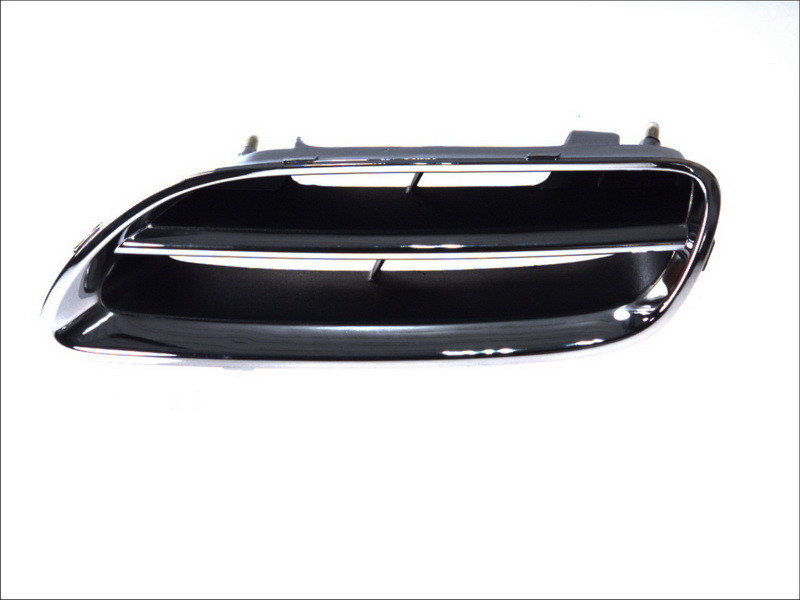 Решітка радіатора права-ліва (комплект) Ніссан Мікра 2 - Nissan Micra 2 - 1998-2000