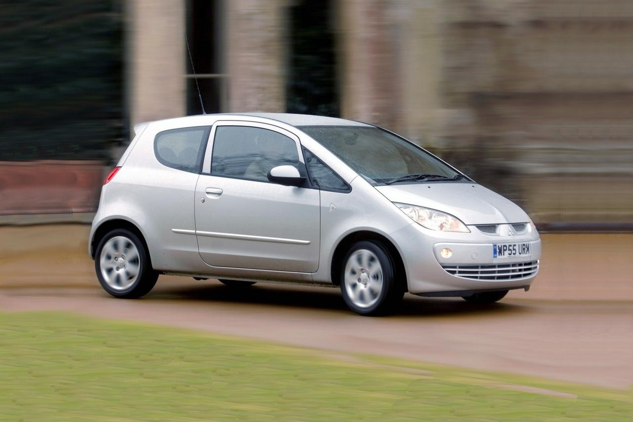 Ремкомплект гальмівного супорта (напрямні) MITSUBISHI COLT 3, 4, 5, LANCER 3, 4, 5, 6 (1.3-2.0 D) 1984-2003