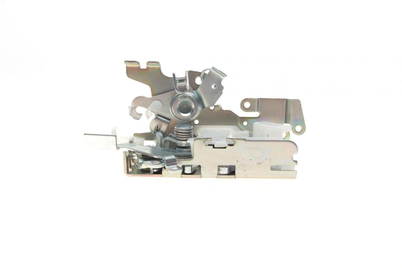 Замок дверей (передніх/задньої/R) MB Sprinter/VW LT (9017201135)