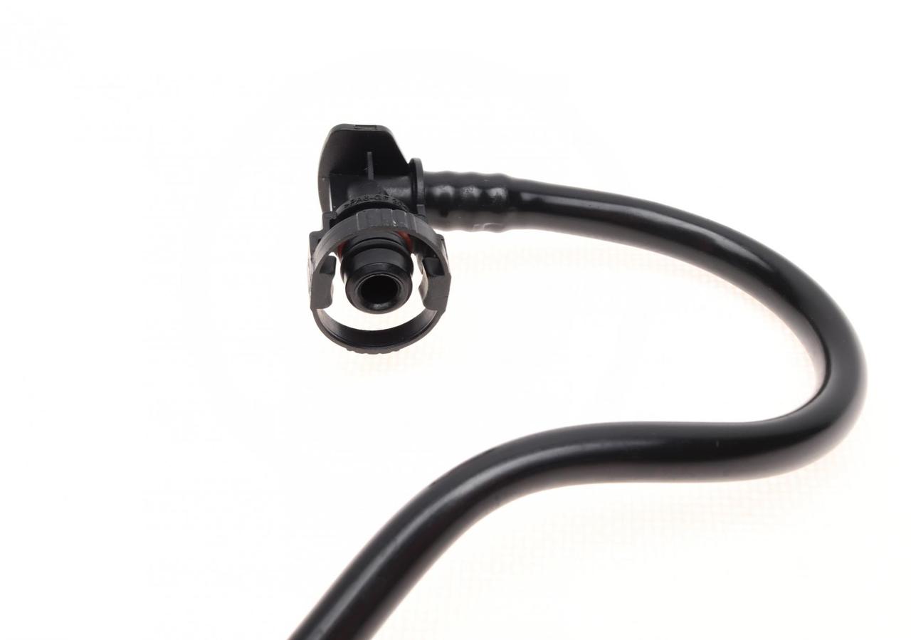 Трубка паливна Renault Clio III/Megane II 1.6 16V 02-