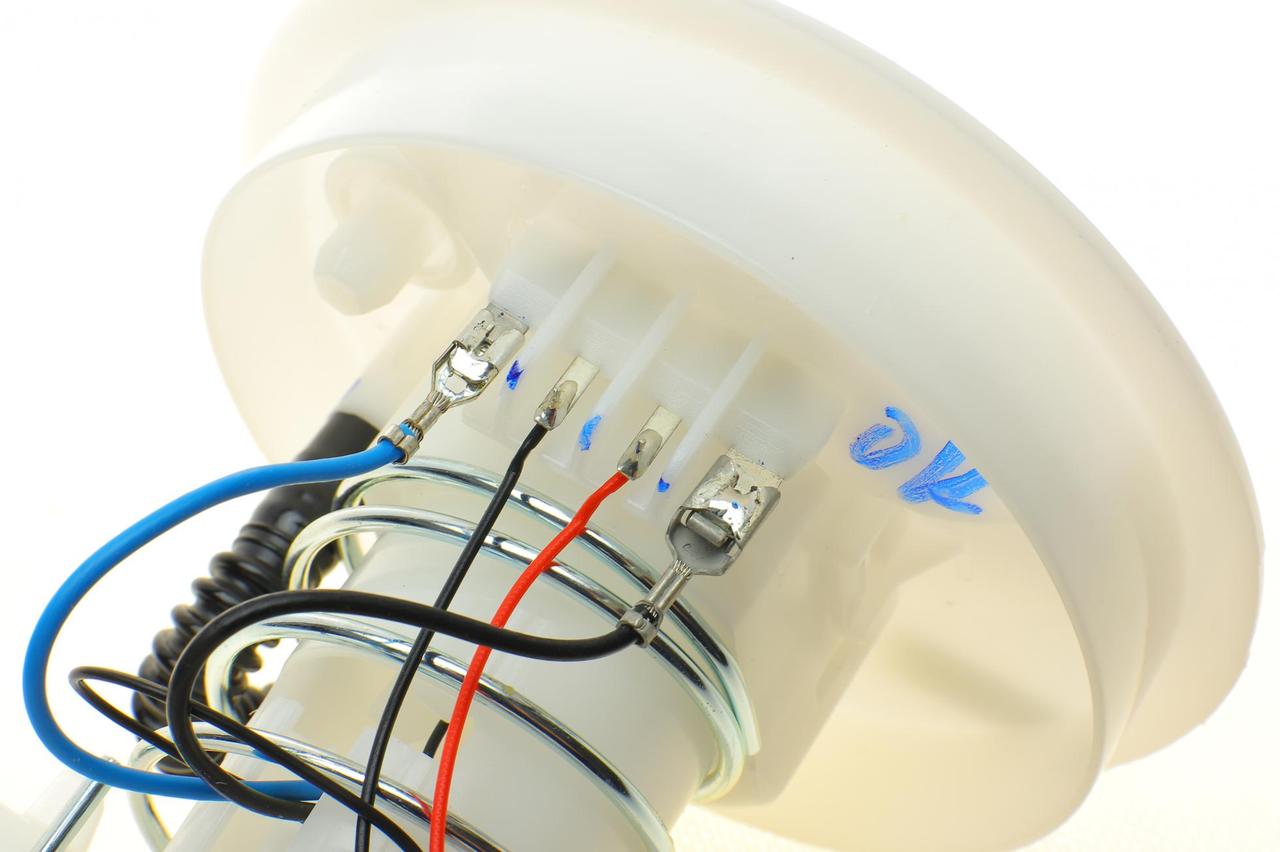 Насос паливний електричний Ford Focus II 04-12/Mazda 3 03-09