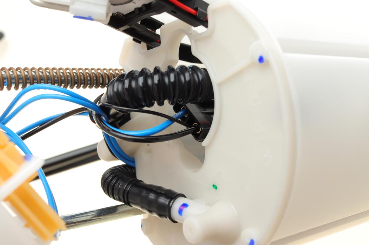 Насос паливний BMW 5 (E60/E61)/6 (E63) 01-10 (N46/M54/N62)