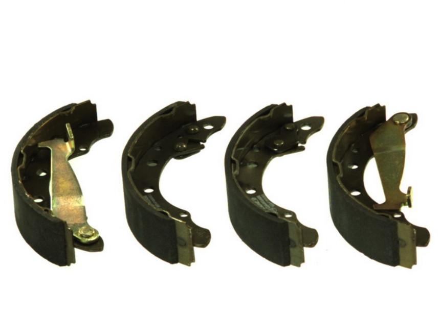 Задні барабанні гальмівні колодки AUDI 100 C2, C1, VW GOLF 2, 4 PASSAT B3, B4 (1.3-2.2) 1972-2005