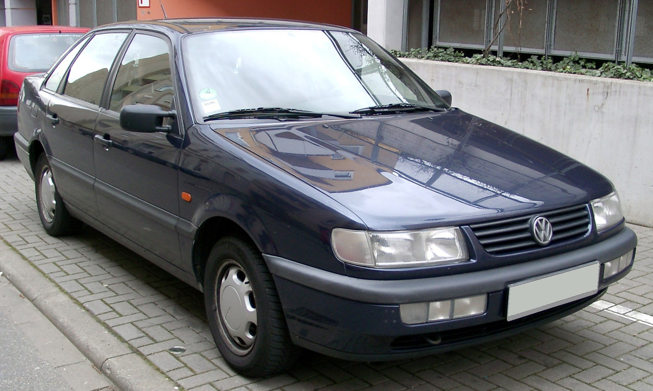 Поворотний кулак передній правий Volkswagen Golf 2, 3, Passat B3, B4, Jetta 2, Caddy 2, Vento 1986-2004