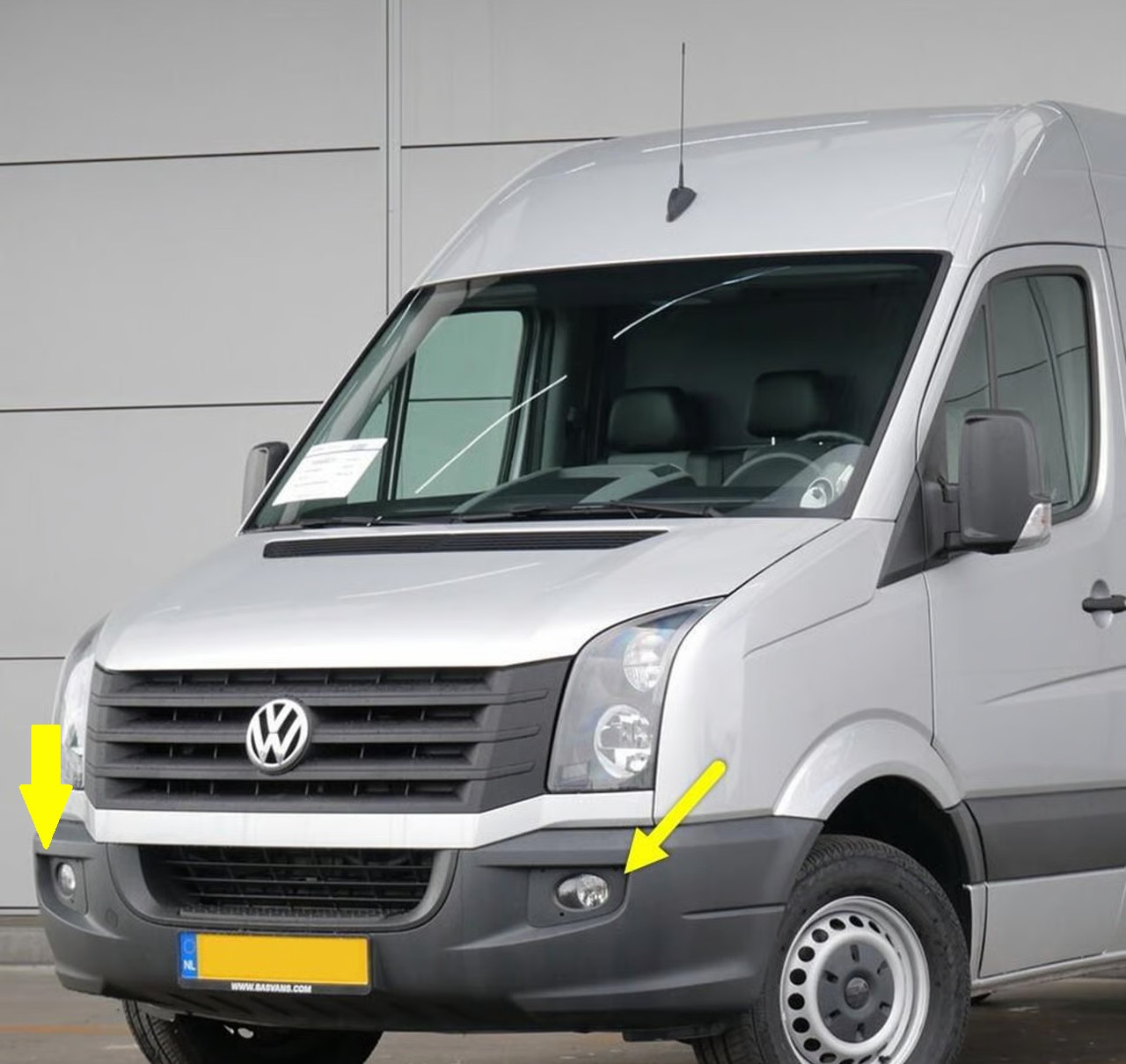 Решітки бампера переднього ліва/права (для ПТФ) Mercedes Sprinter W906, Volkswagen Crafter 2013–2018