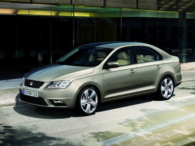Важіль-поводок двірник заднього склоочисника з щіткою Seat Toledo 2012-2019