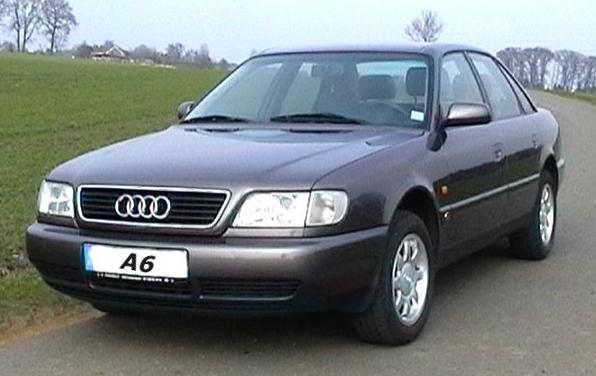Радіатор охолодження двигуна Ауді С4, А6 С4 - Audi 100 C4, A6 C4 (1.8-2.5 D) 1990-1997