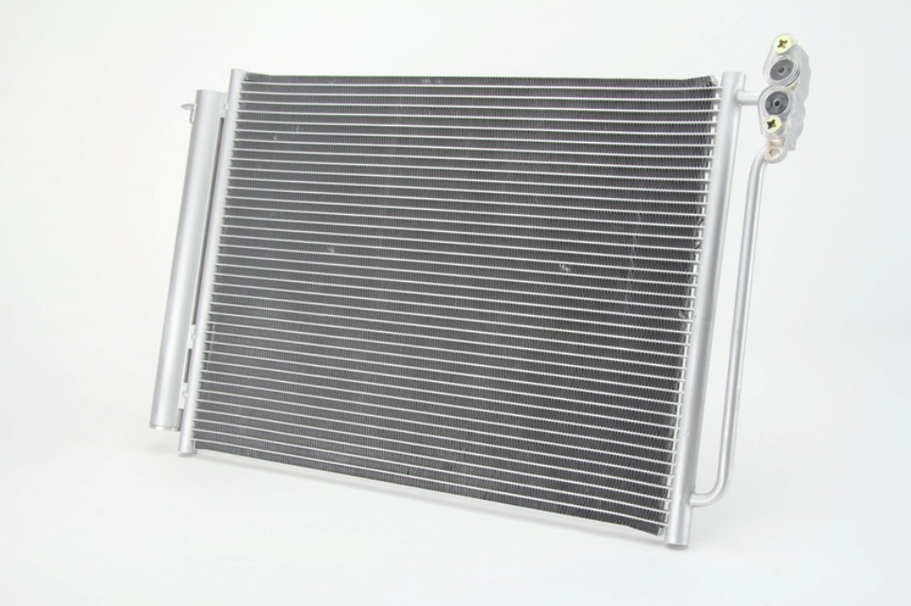 Радіатор кондиціонера БМВ Х5 Е53 - BMW X5 E53 (3.0-4.8) 2000-2006