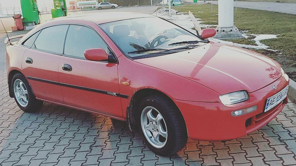 Радіатор охолодження двигуна Мазда 323 Ф6, С6 - Mazda 323 F6, S6 (1.4-1.9) 1998-2004