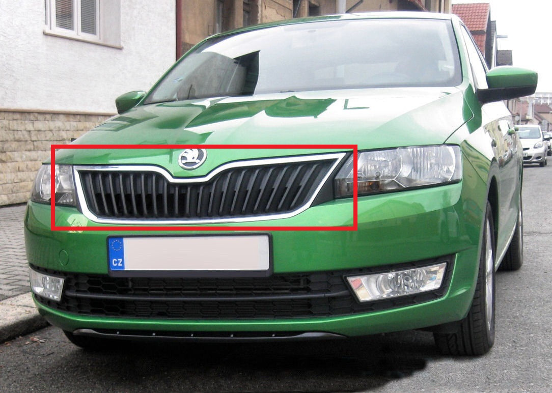 Решітка радіатора Шкода Рапід - Skoda Rapid 2012-