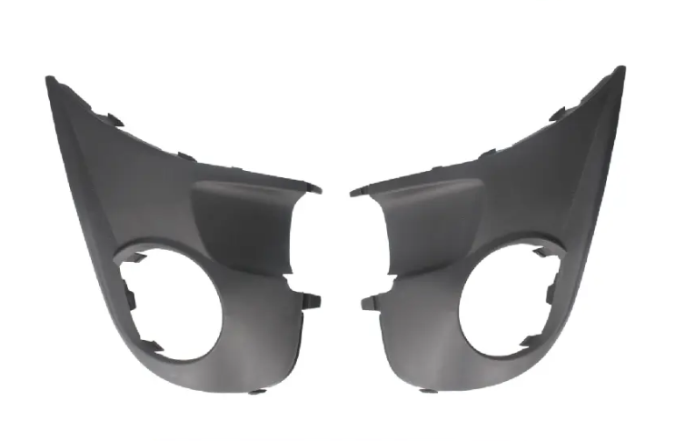 Решітка бампера Фольксваген Туарег - Volkswagen Touareg 2006-2010 (комплект)