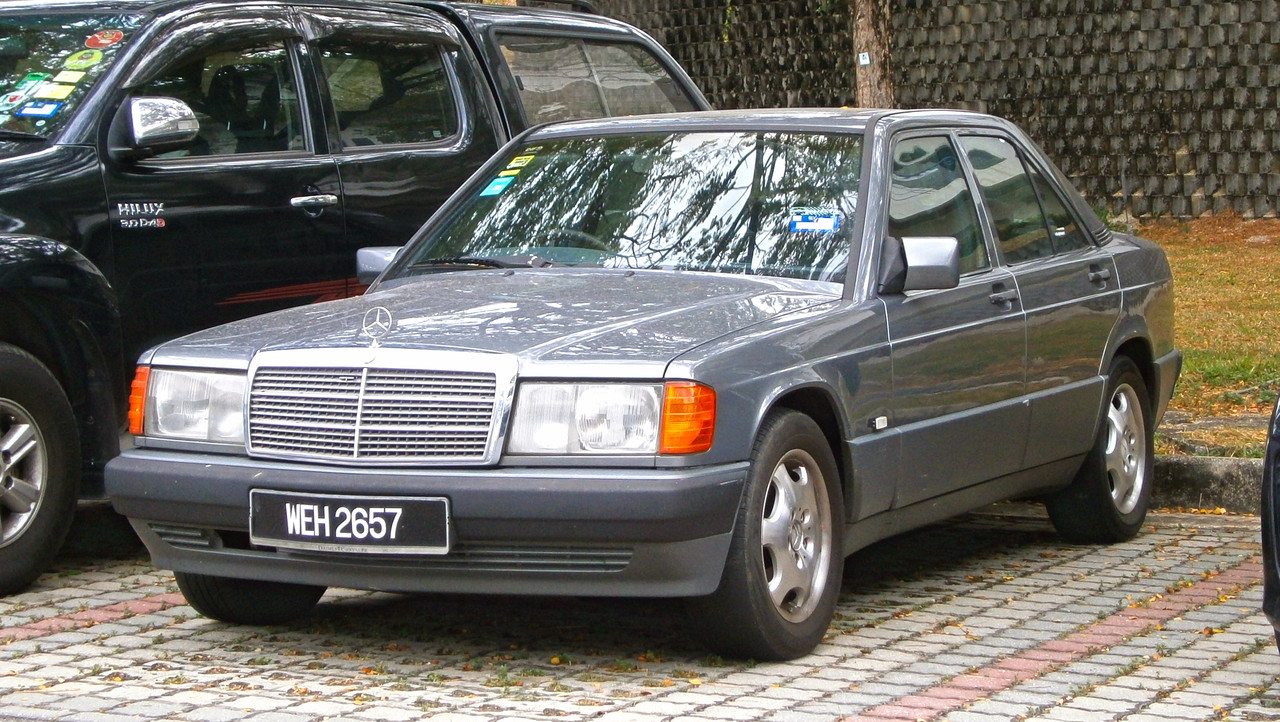 Подушка (опора, кріплення) двигуна Мерседес 190, 201, 124 - Mercedes 190, W201, 124 (1.8-2.5 D) 1982