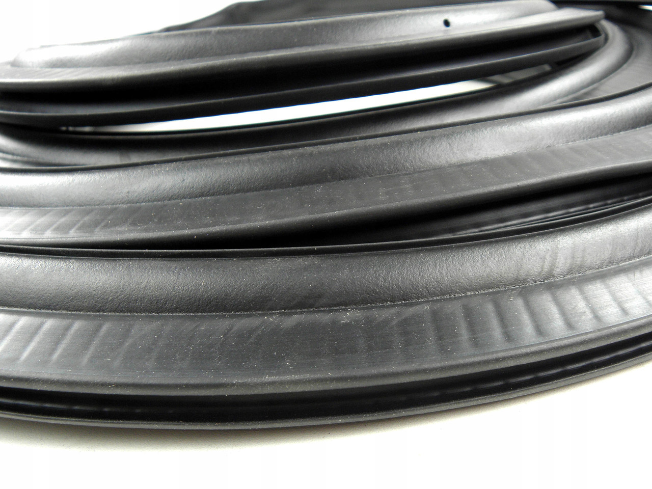 Ущільнювач дверей передніх-задніх (розсувних) Шевроле Авео, Сітроен Джампі, Пежо Партнер - 2003-2016